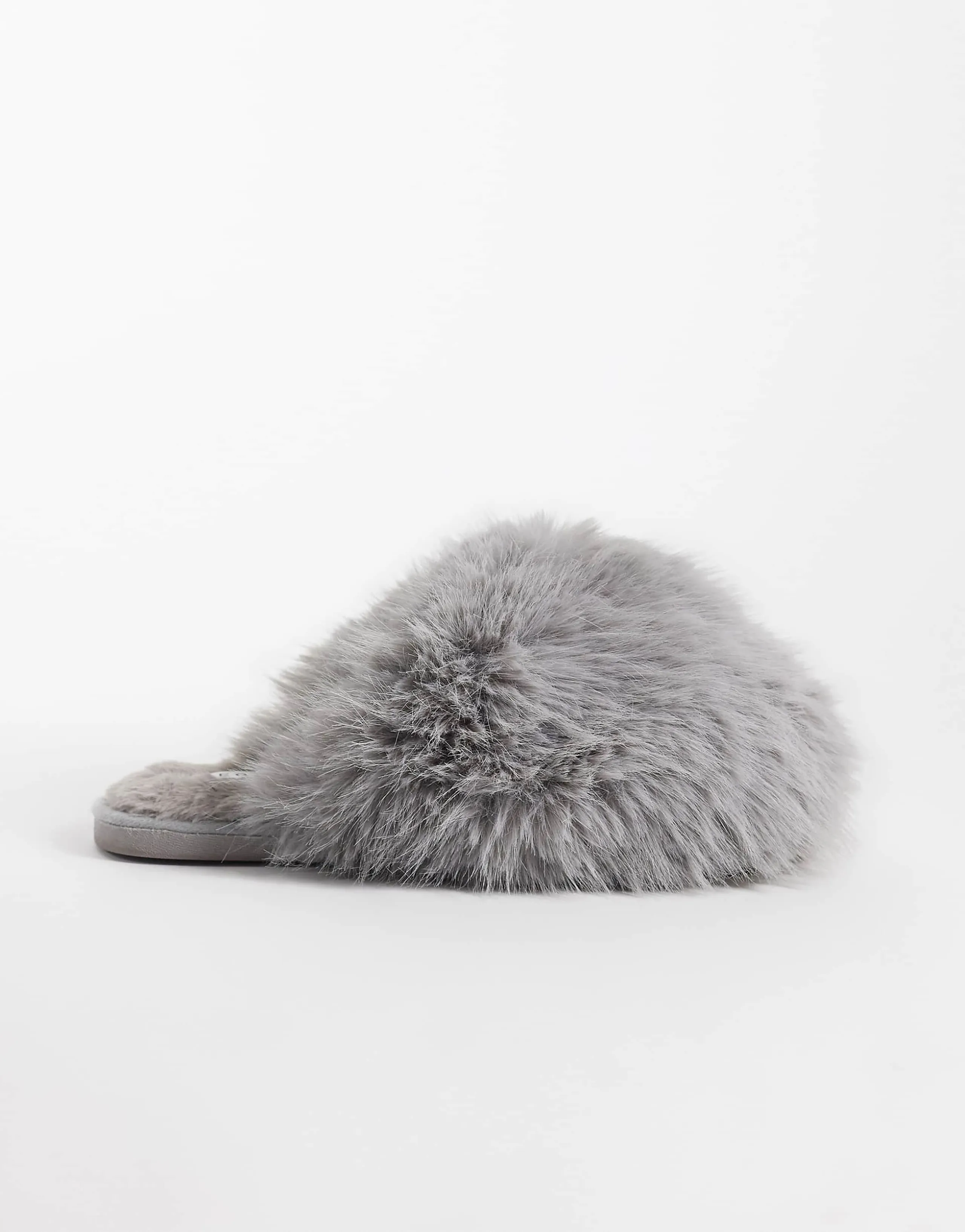 SEQWL Smarties fluffy pom pom slippers in gray
