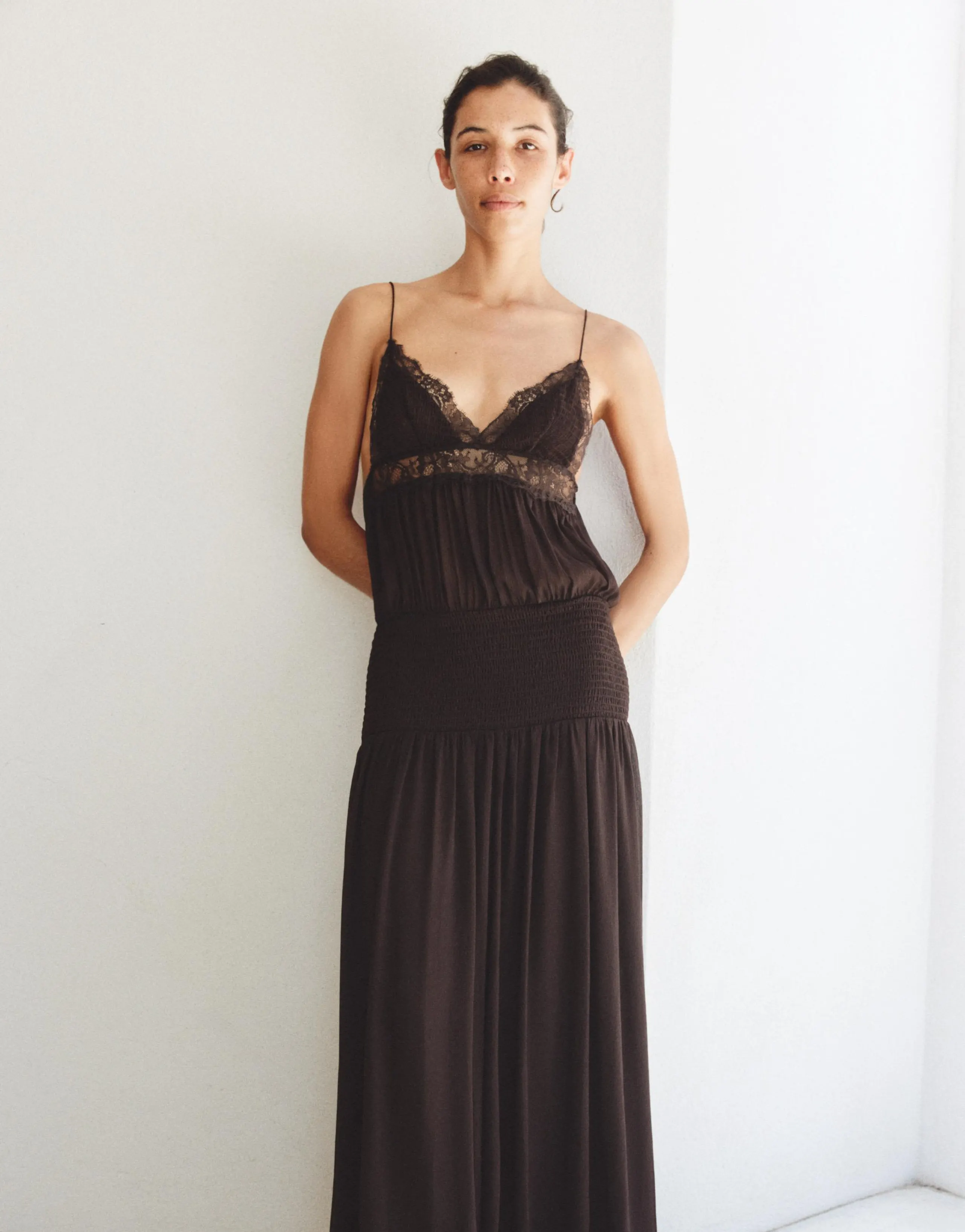 LACE STRAPPY DRESS
