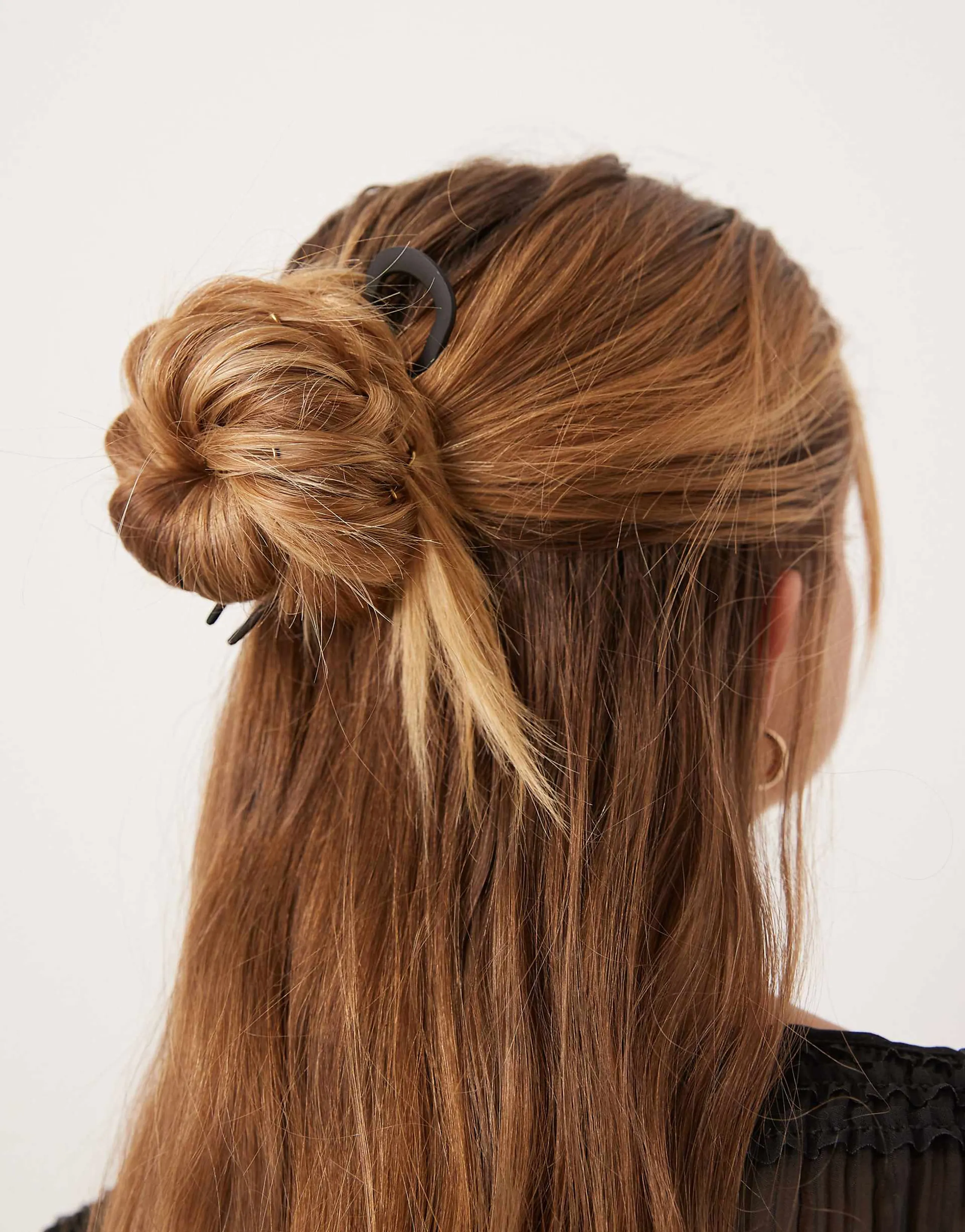 DesignB London french hair pin in black