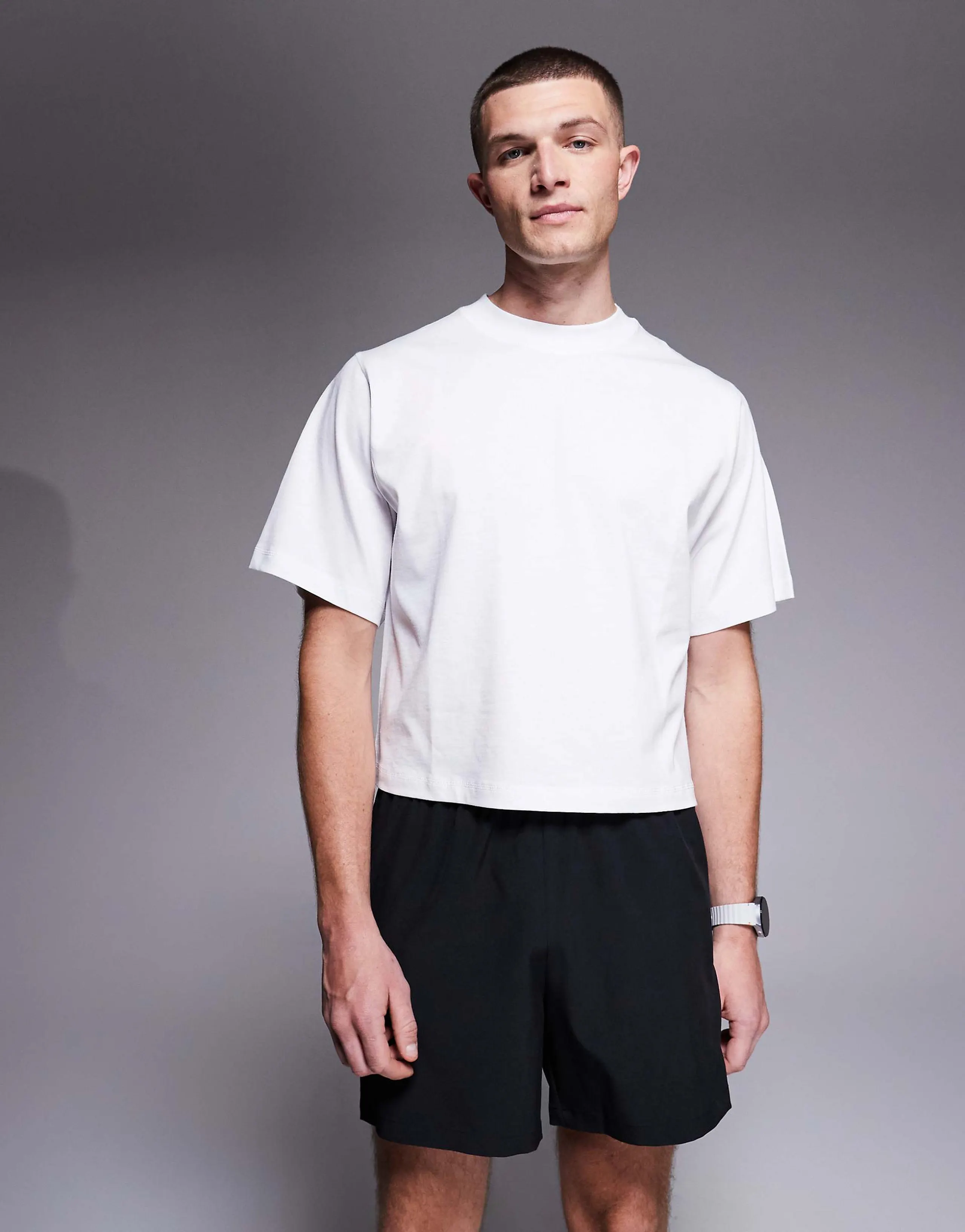 4505 cotton cropped lifting T-shirt with quick dry finish in white