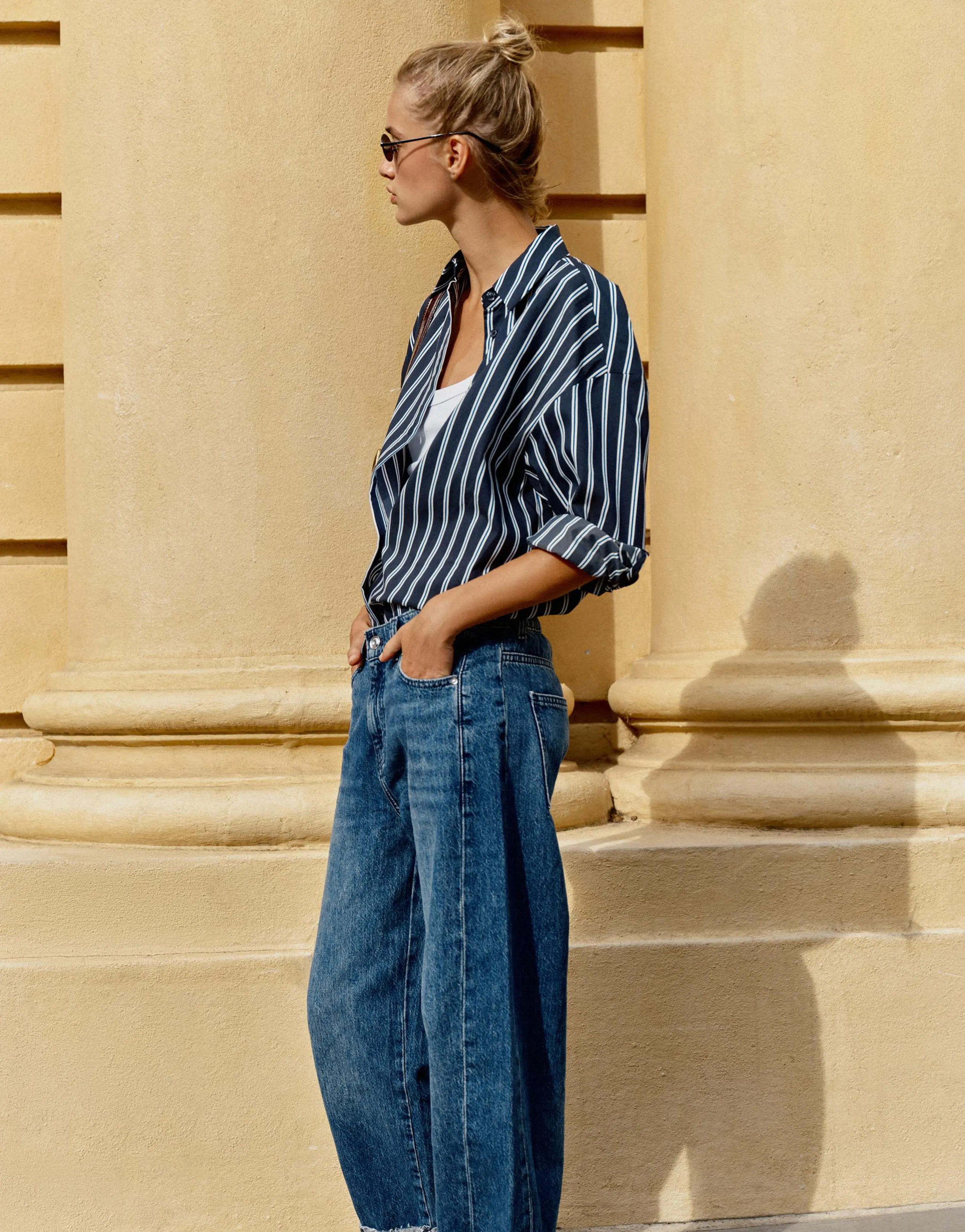 Z1975 MID-WAIST BAGGY JEANS WITH TURN-UP HEMS