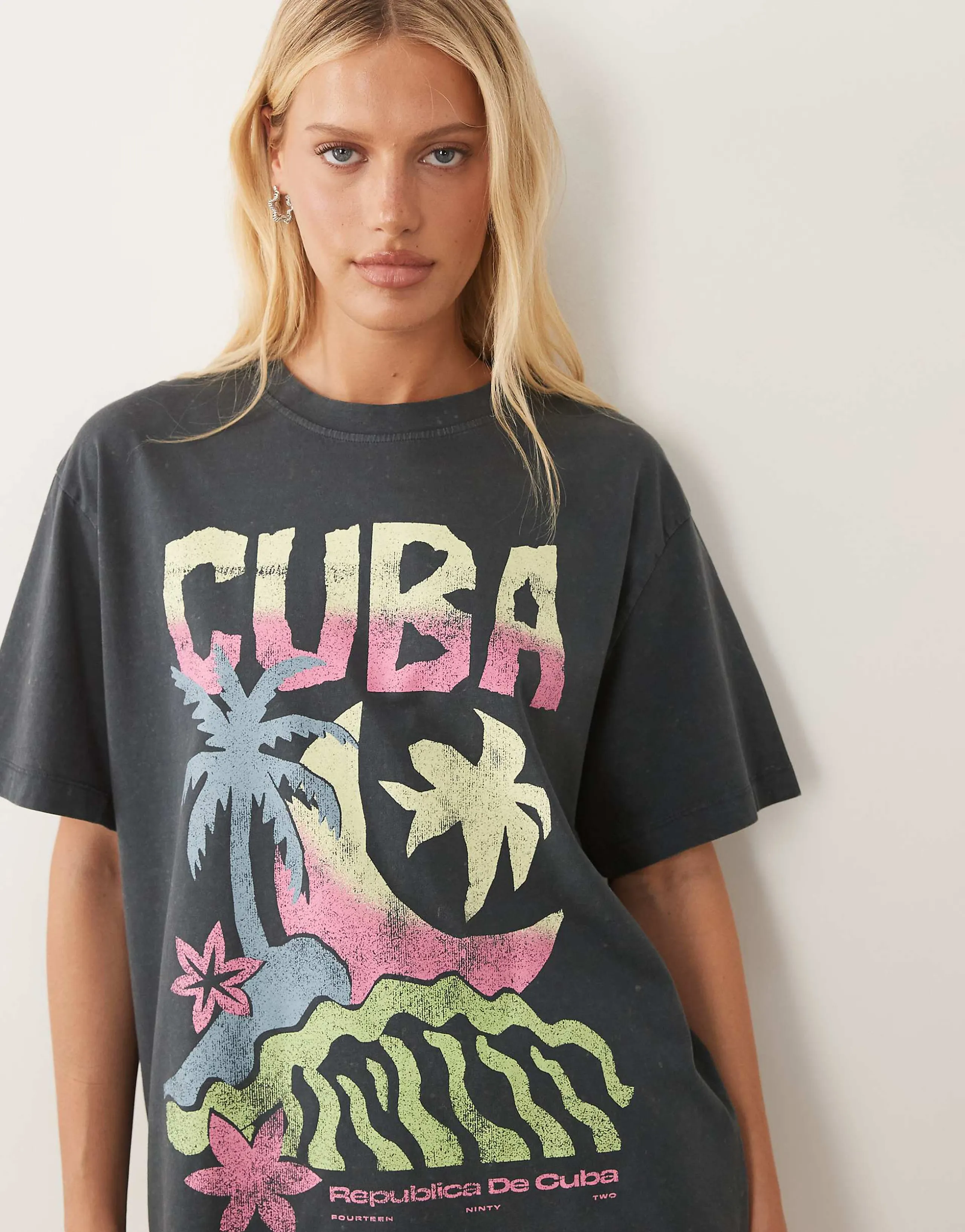 ASOS DESIGN oversized T-shirt with sketchy Cuba graphic in charcoal