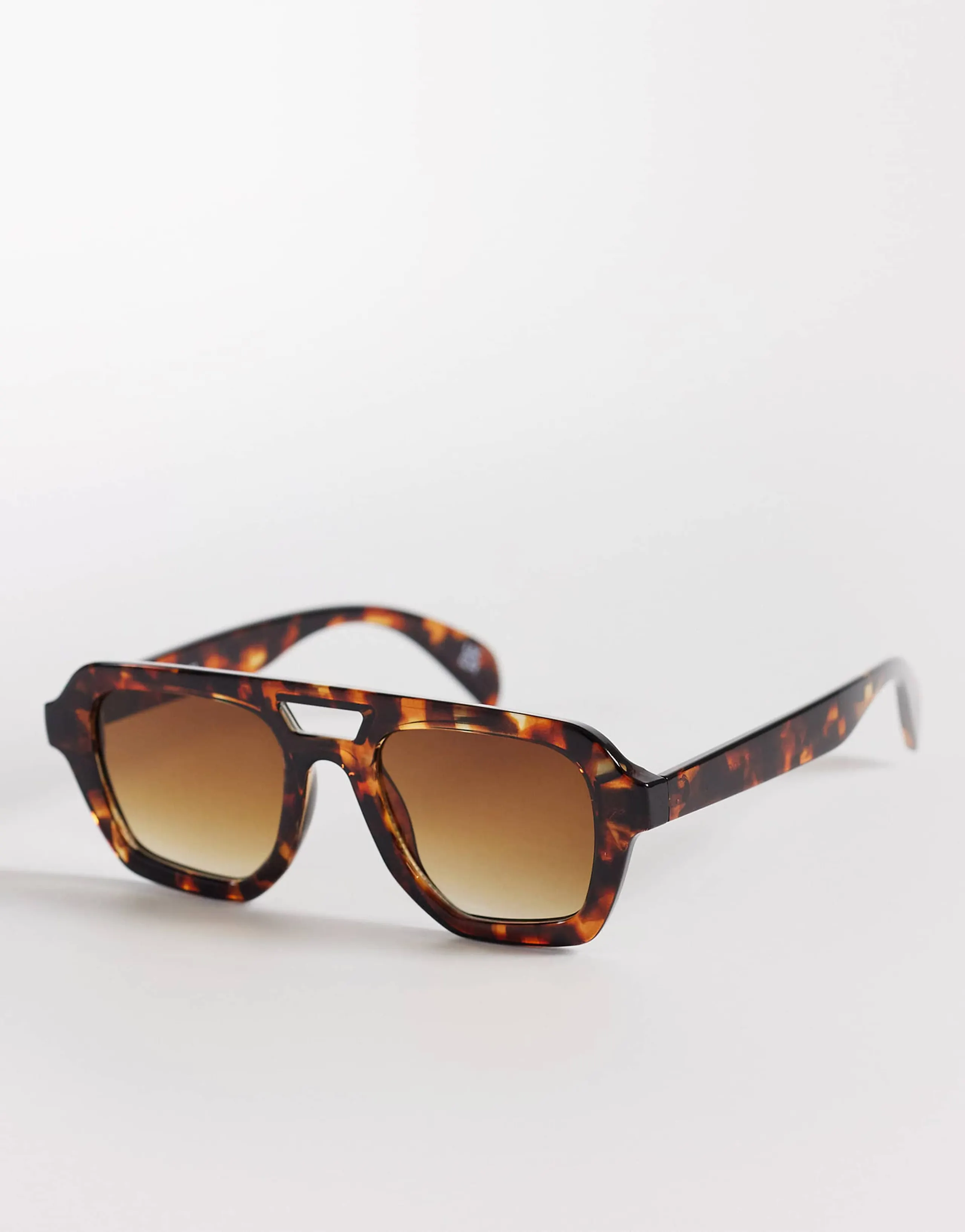 ASOS DESIGN angular aviator sunglasses in tort