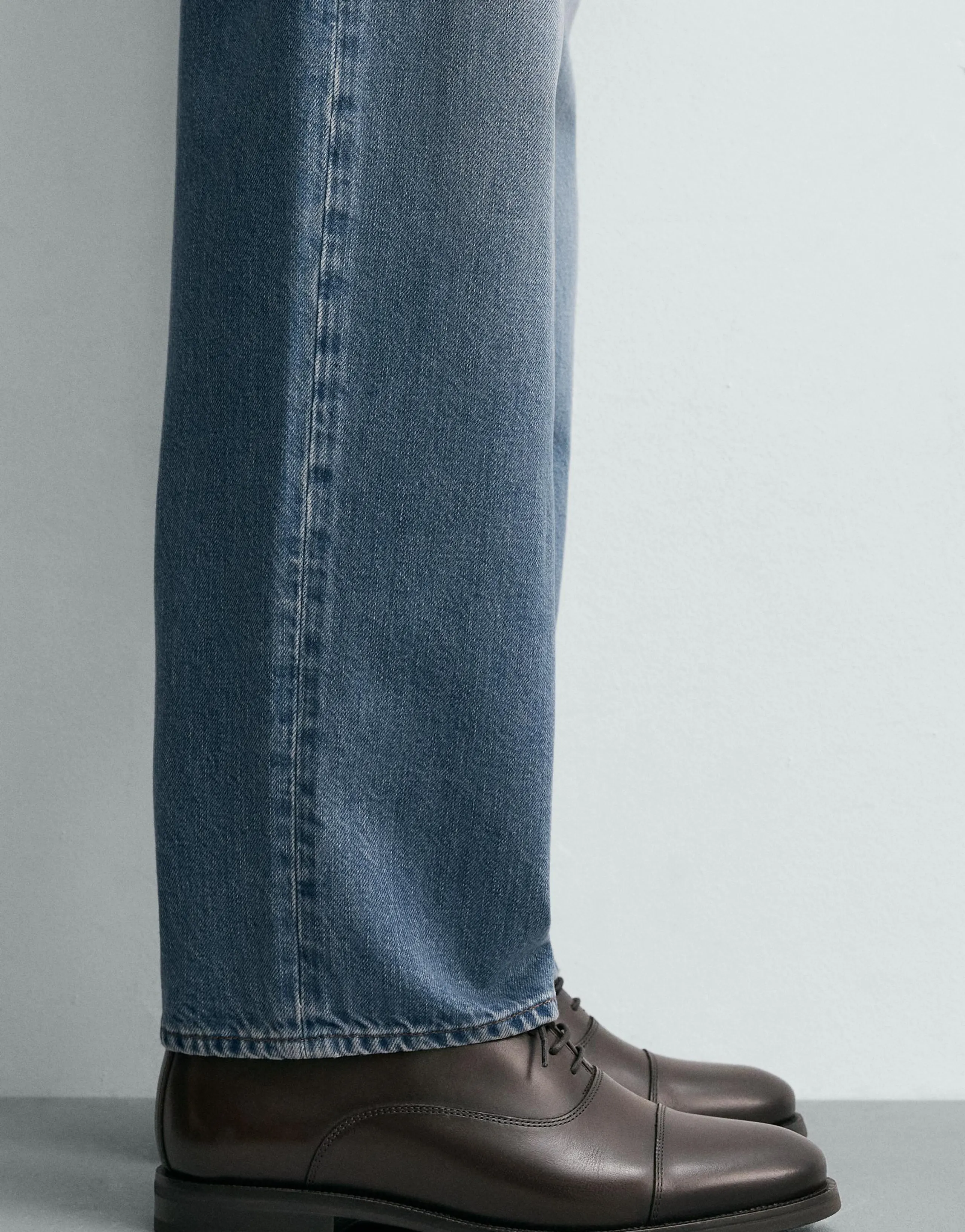 LEATHER DERBY SHOES