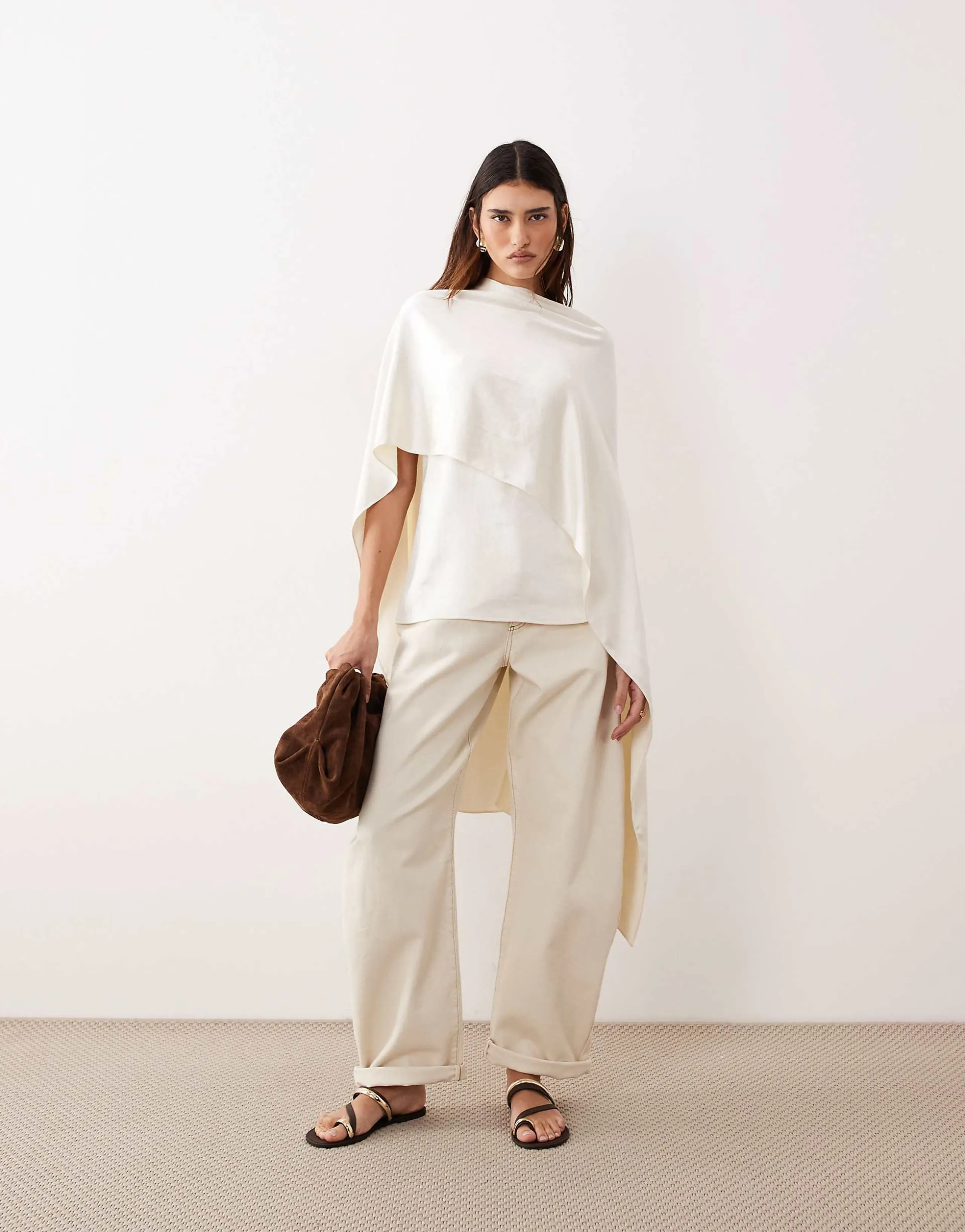 ARRANGE Tova tapered curved leg jeans with cuffed hems in bone