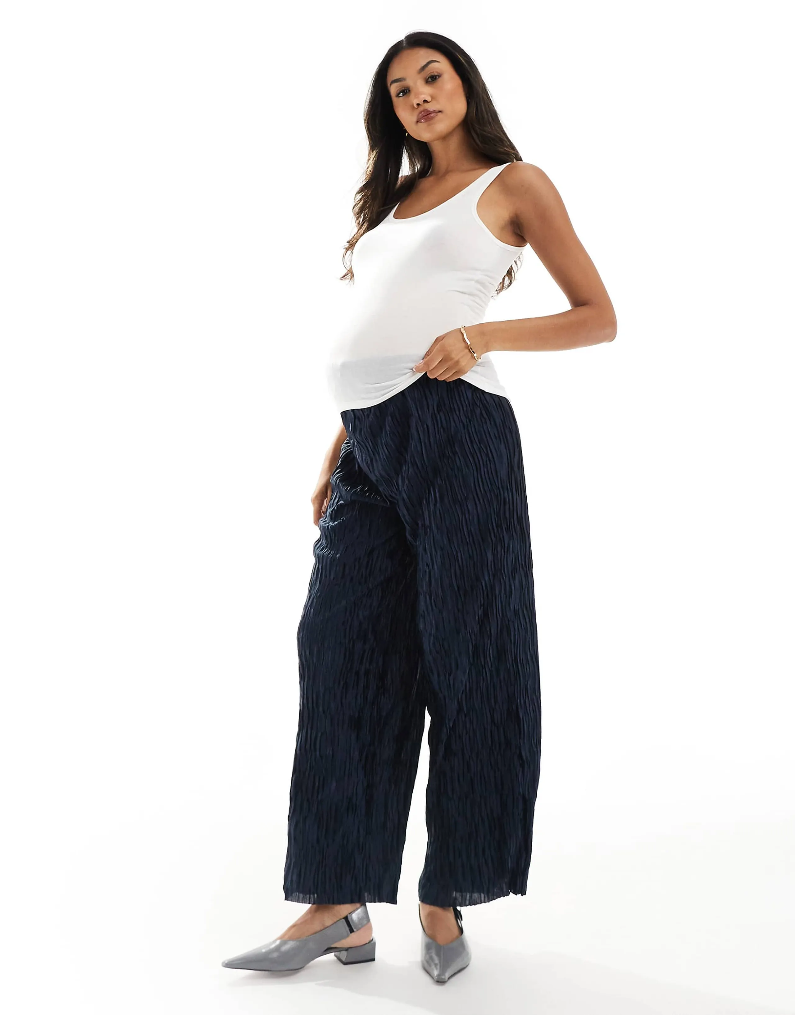 Vero Moda Maternity textured plisse wide leg pants in navy