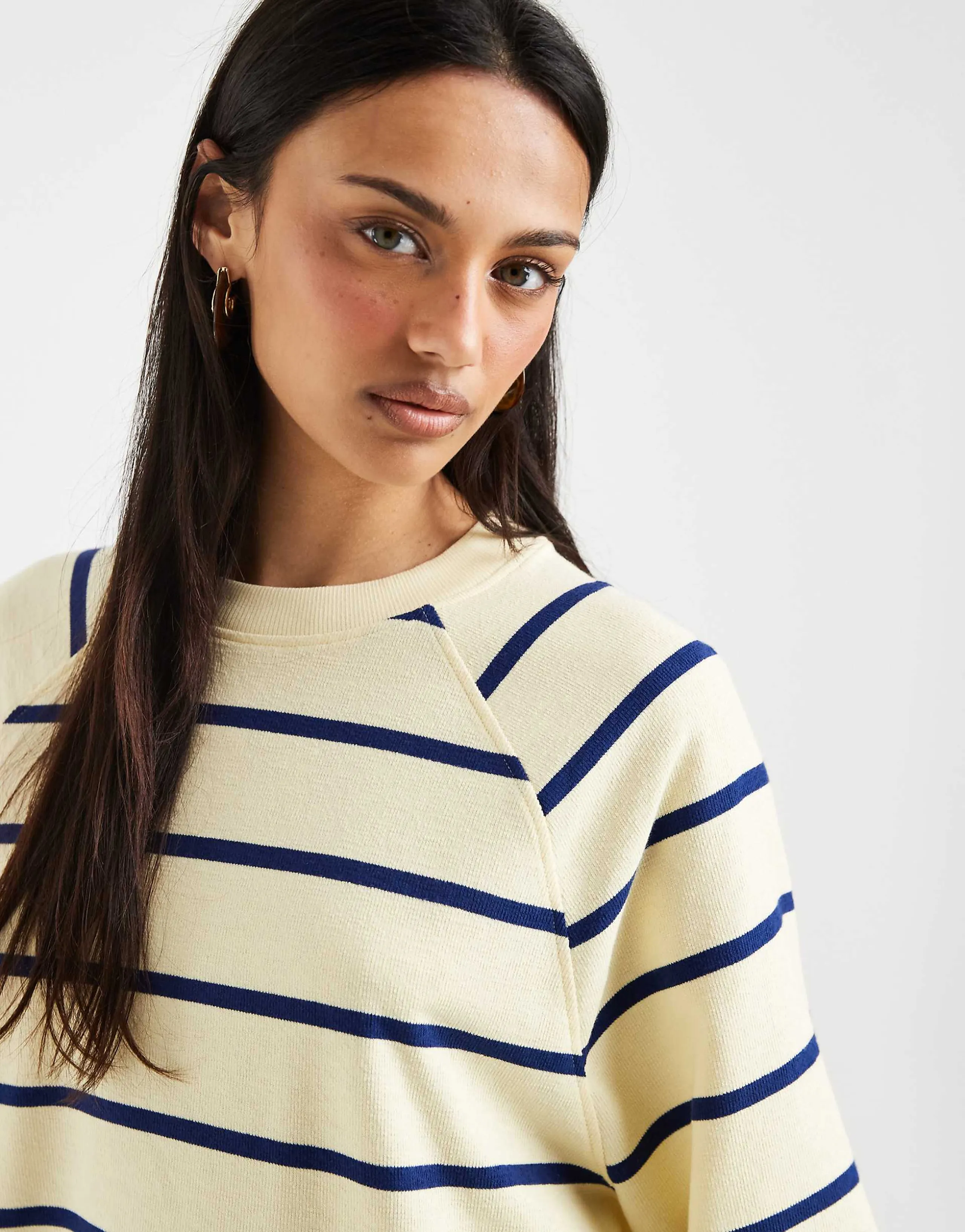 ASOS DESIGN textured raglan short sleeve tee in buttermilk & navy