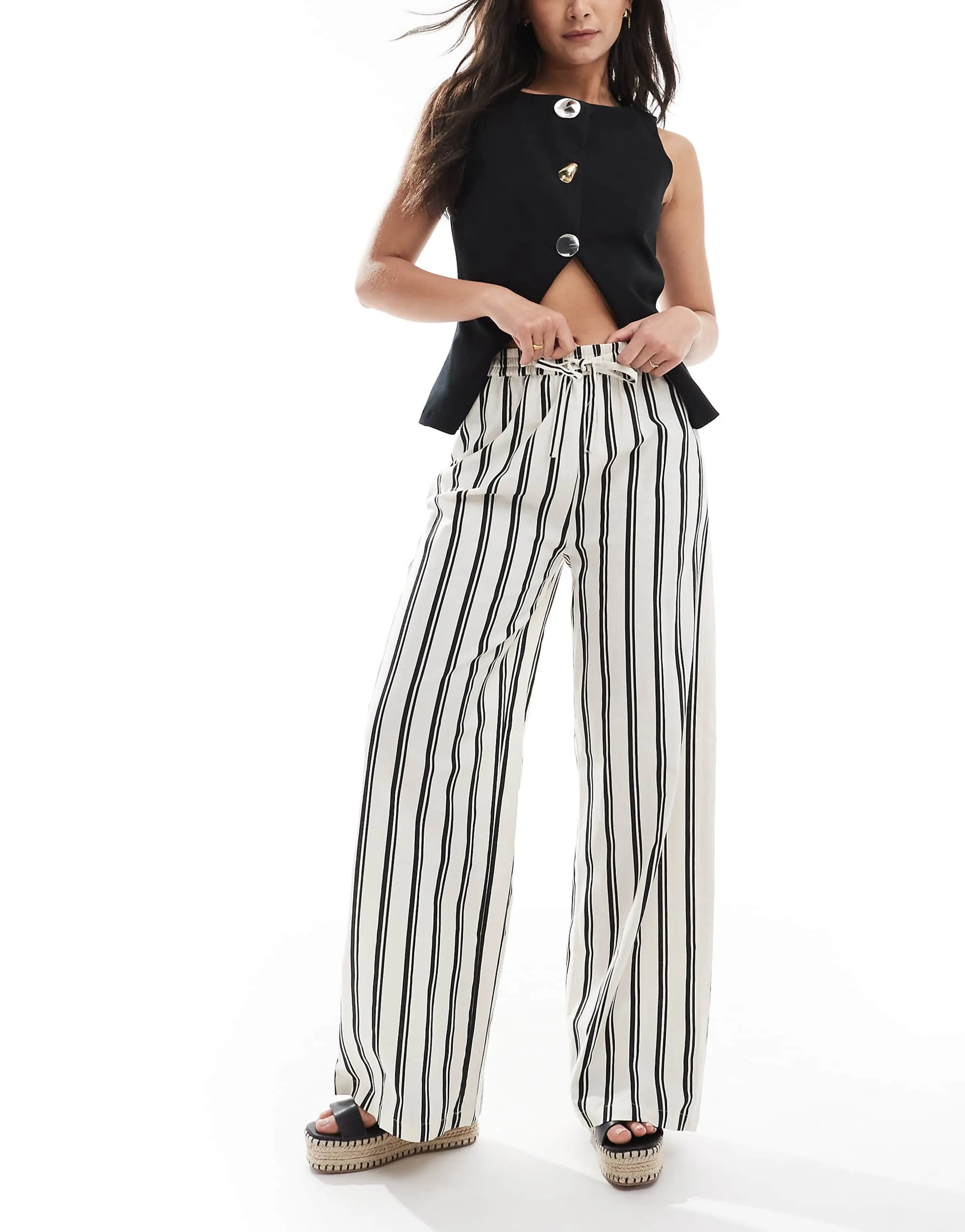 Wednesday's Girl striped wide leg pants in white