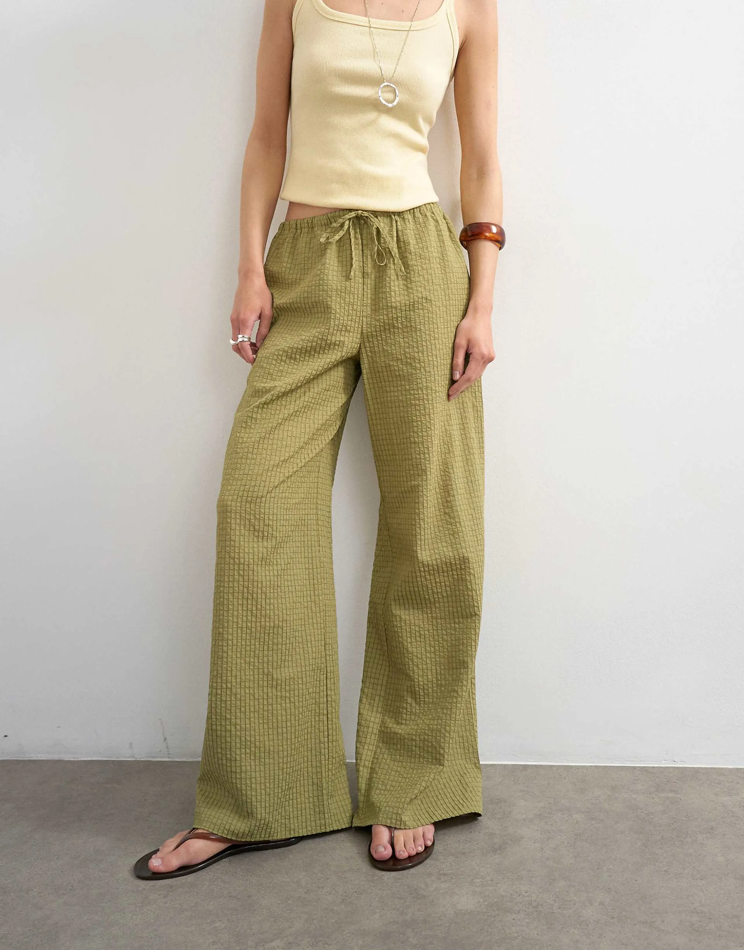 Topshop crinkle plaid drawstring pants in green