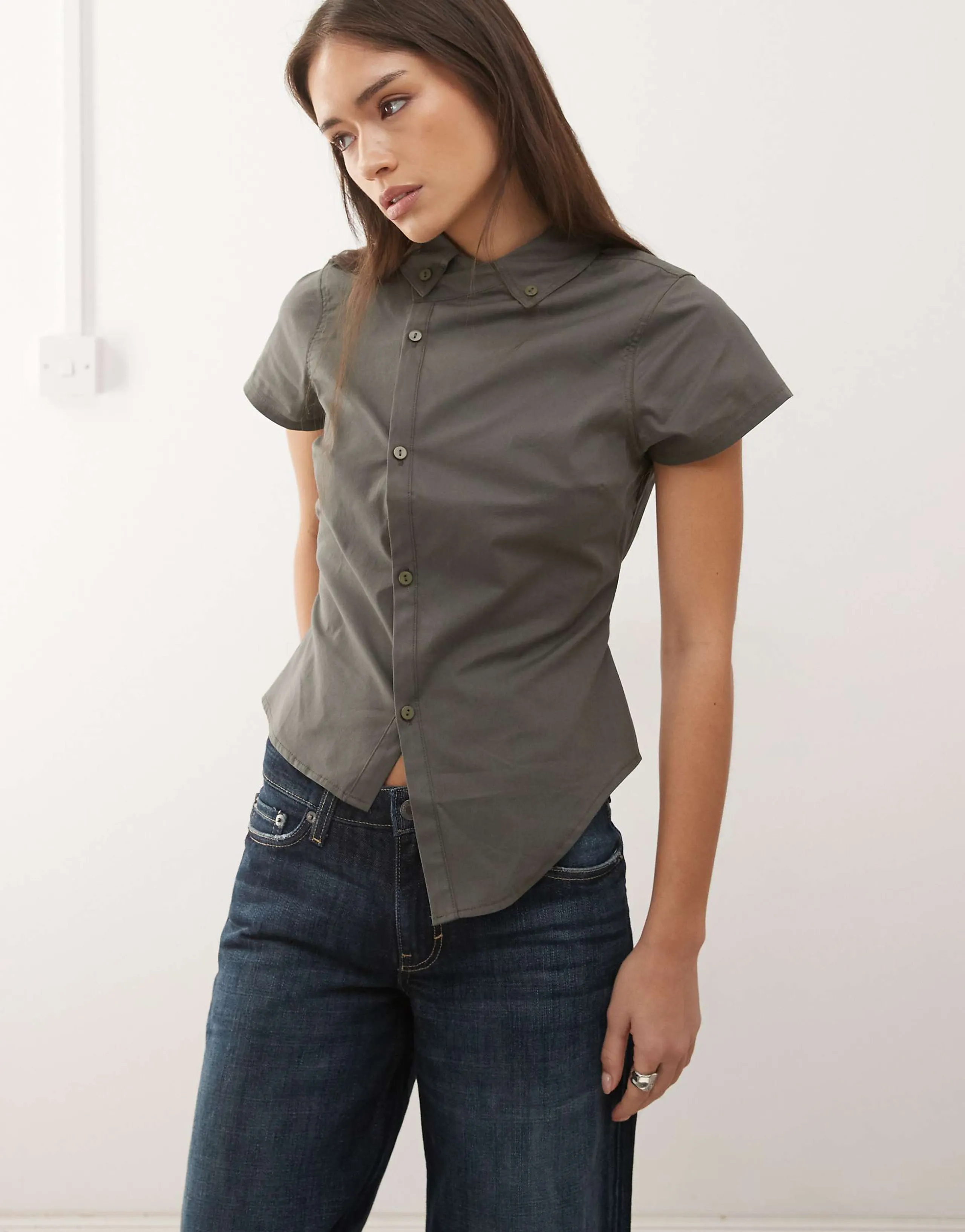 COLLUSION asymmetric hem fitted shirt in black