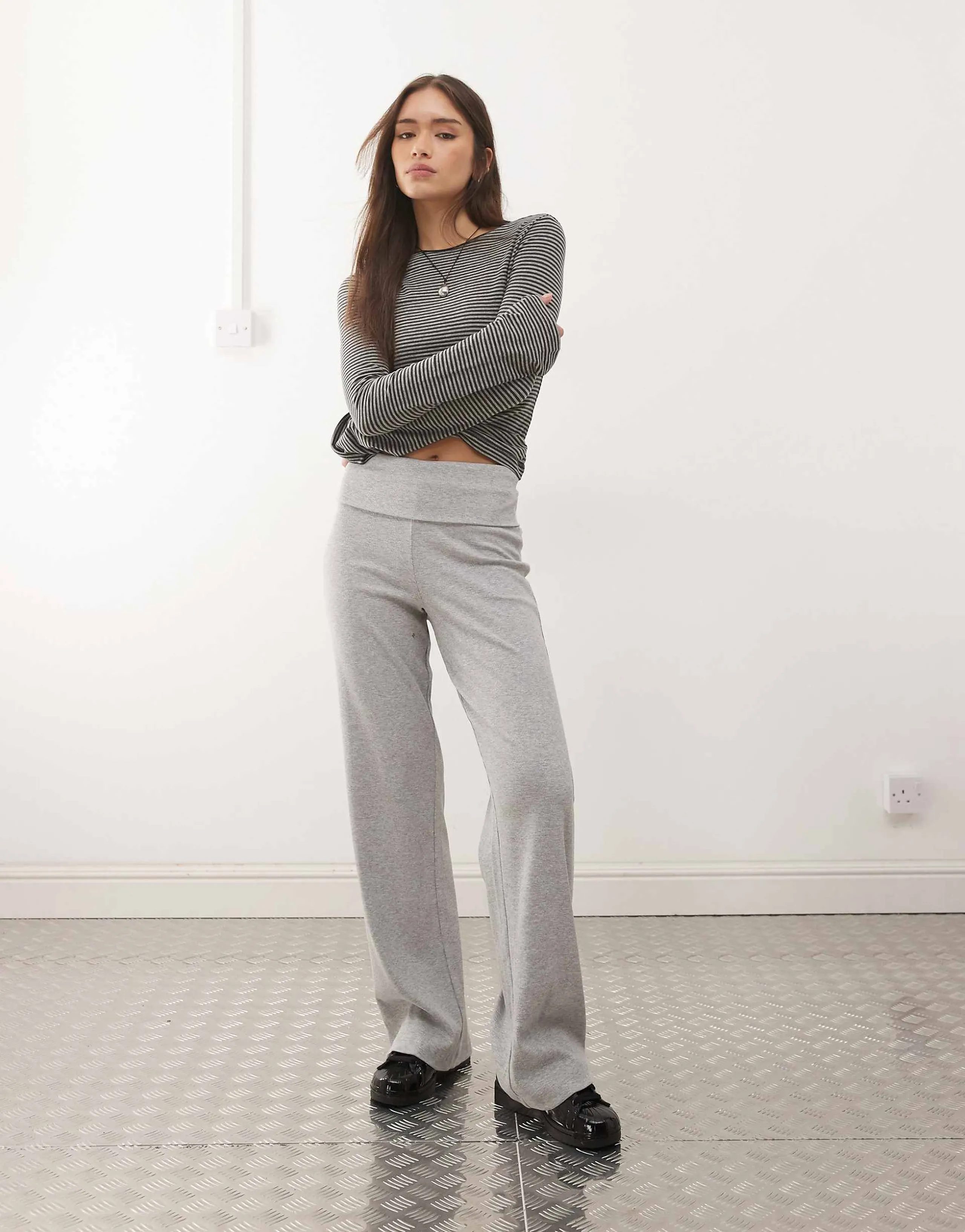 COLLUSION foldover waist ribbed flare yoga pants in gray heather