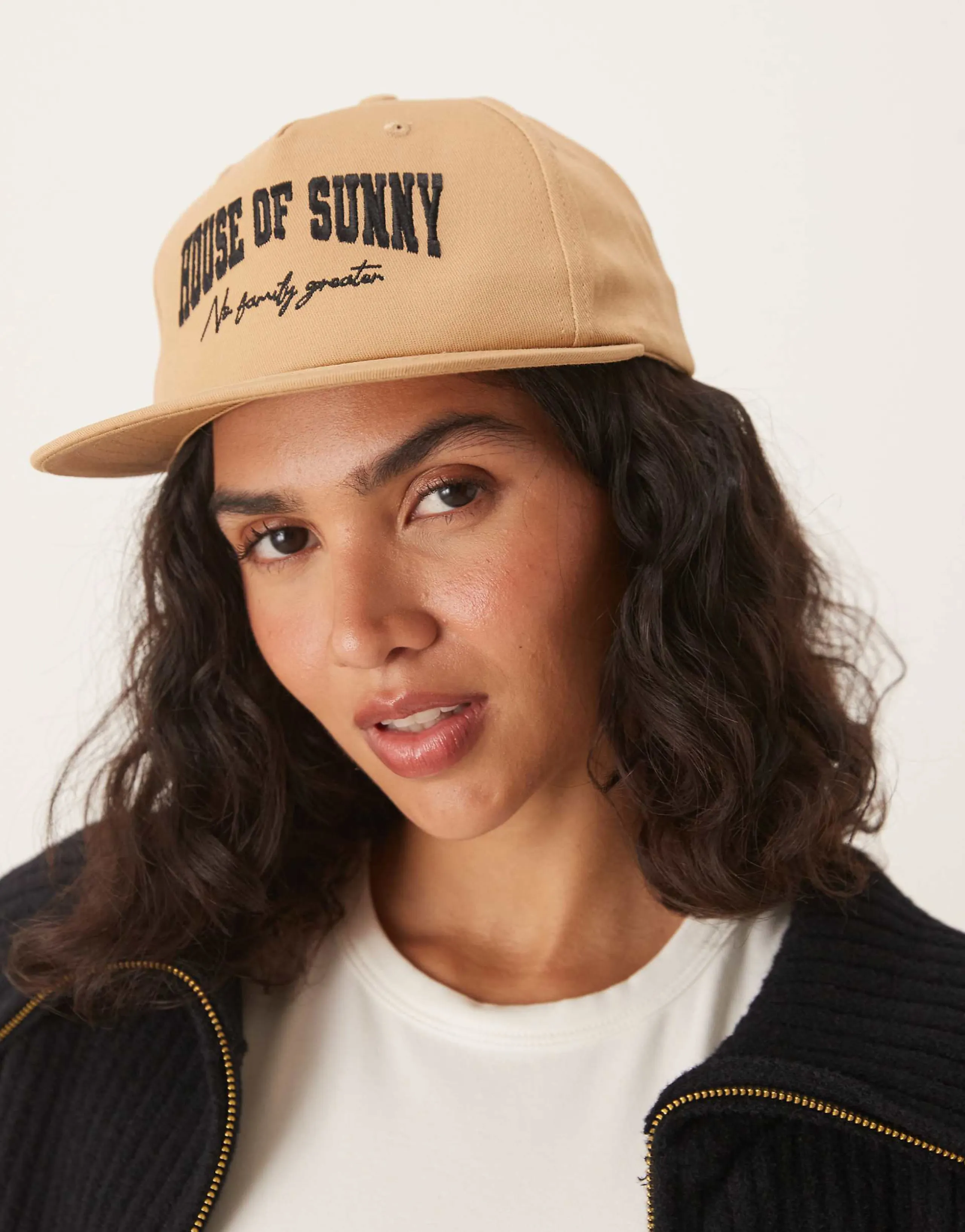 House of Sunny the power cap in tan