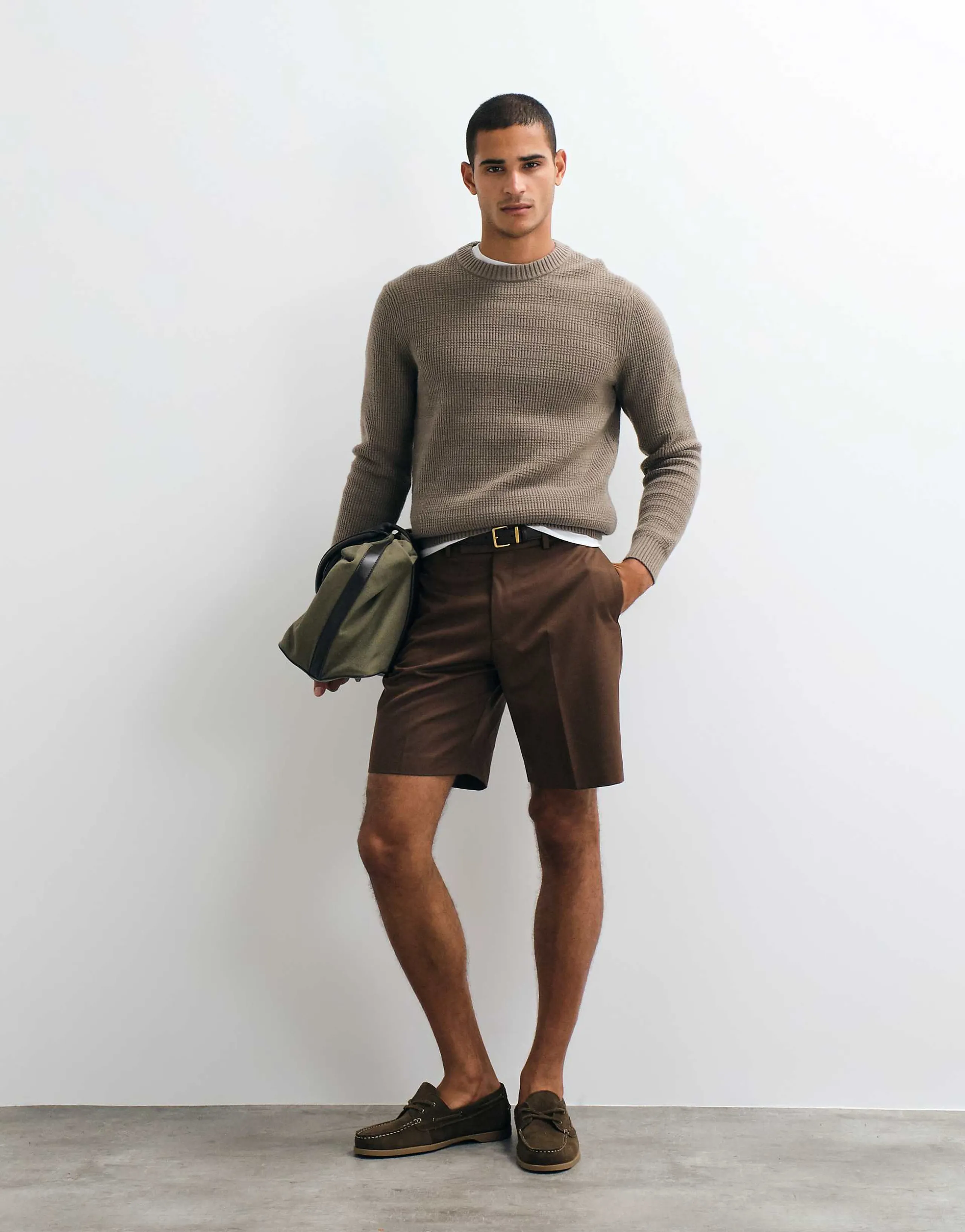 ASOS DESIGN tailored regular shorts in dark brown