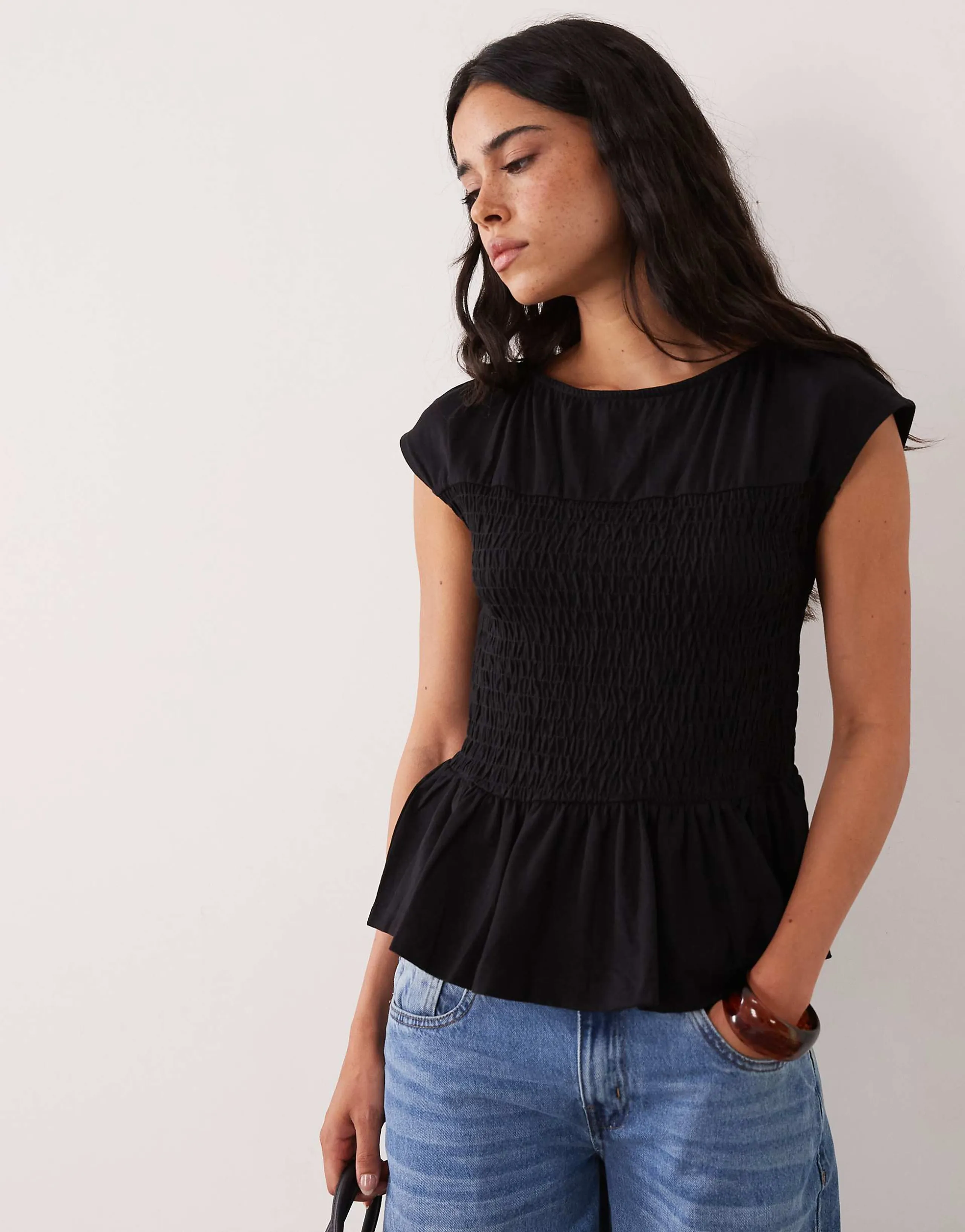 Threadbare jersey cap sleeve shirred top in black