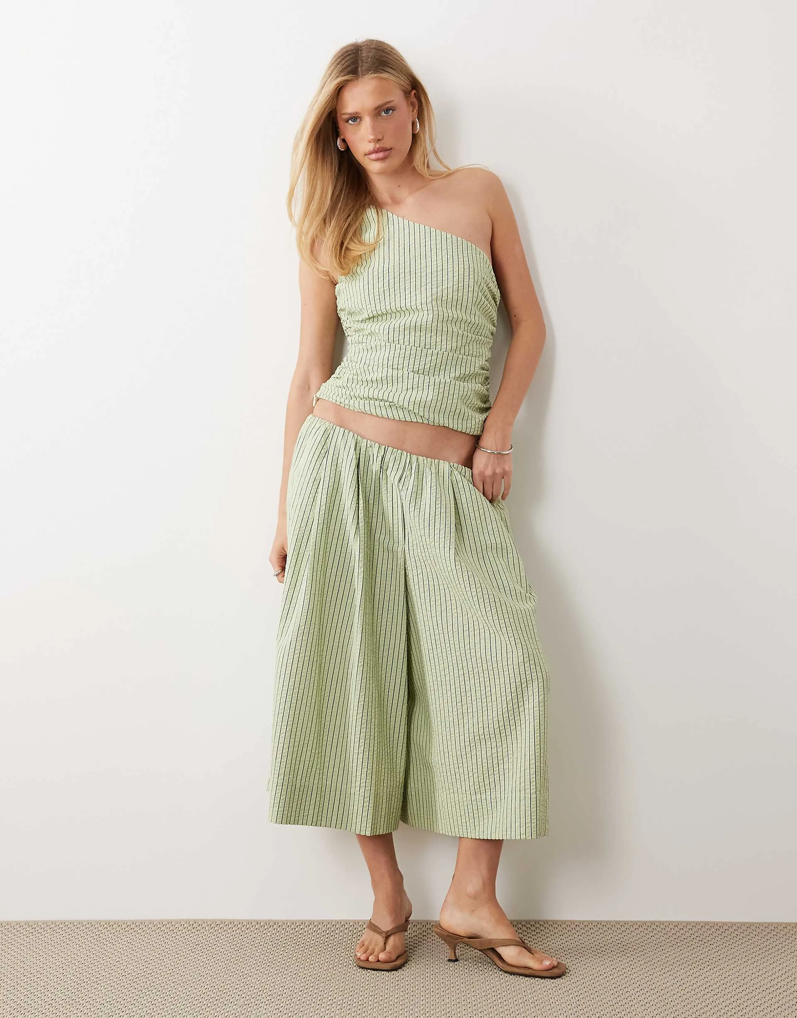 ASOS DESIGN seersucker pull on culottes in green stripe