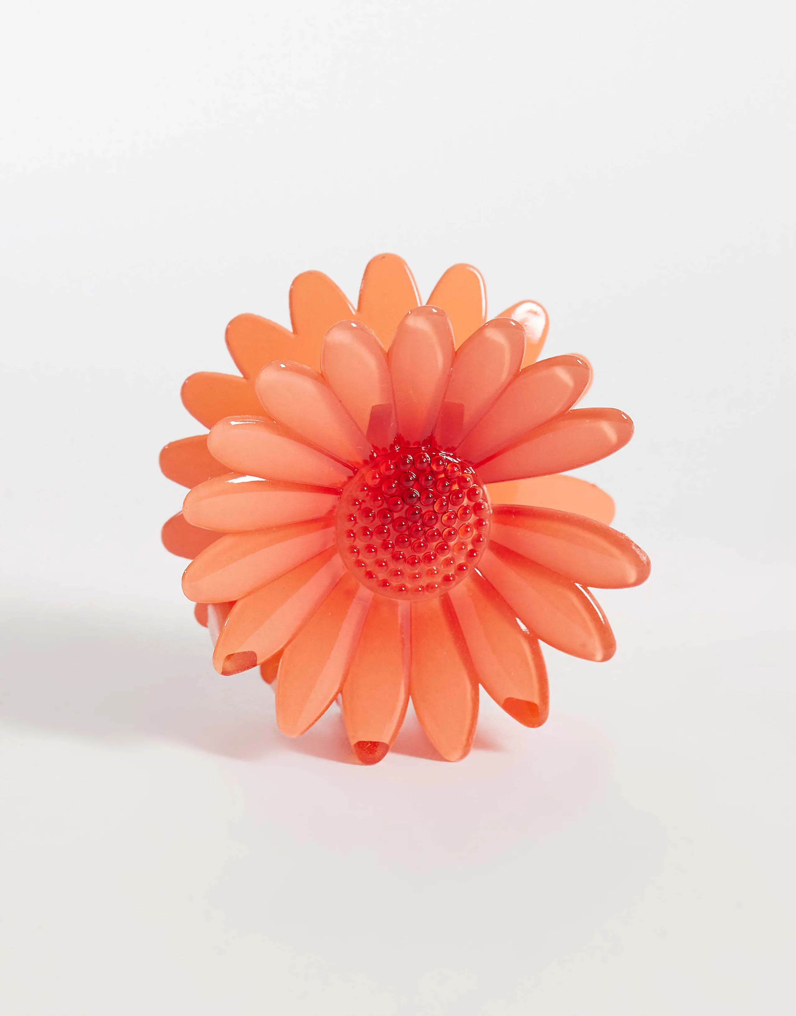 DesignB London flower hair claw in peach