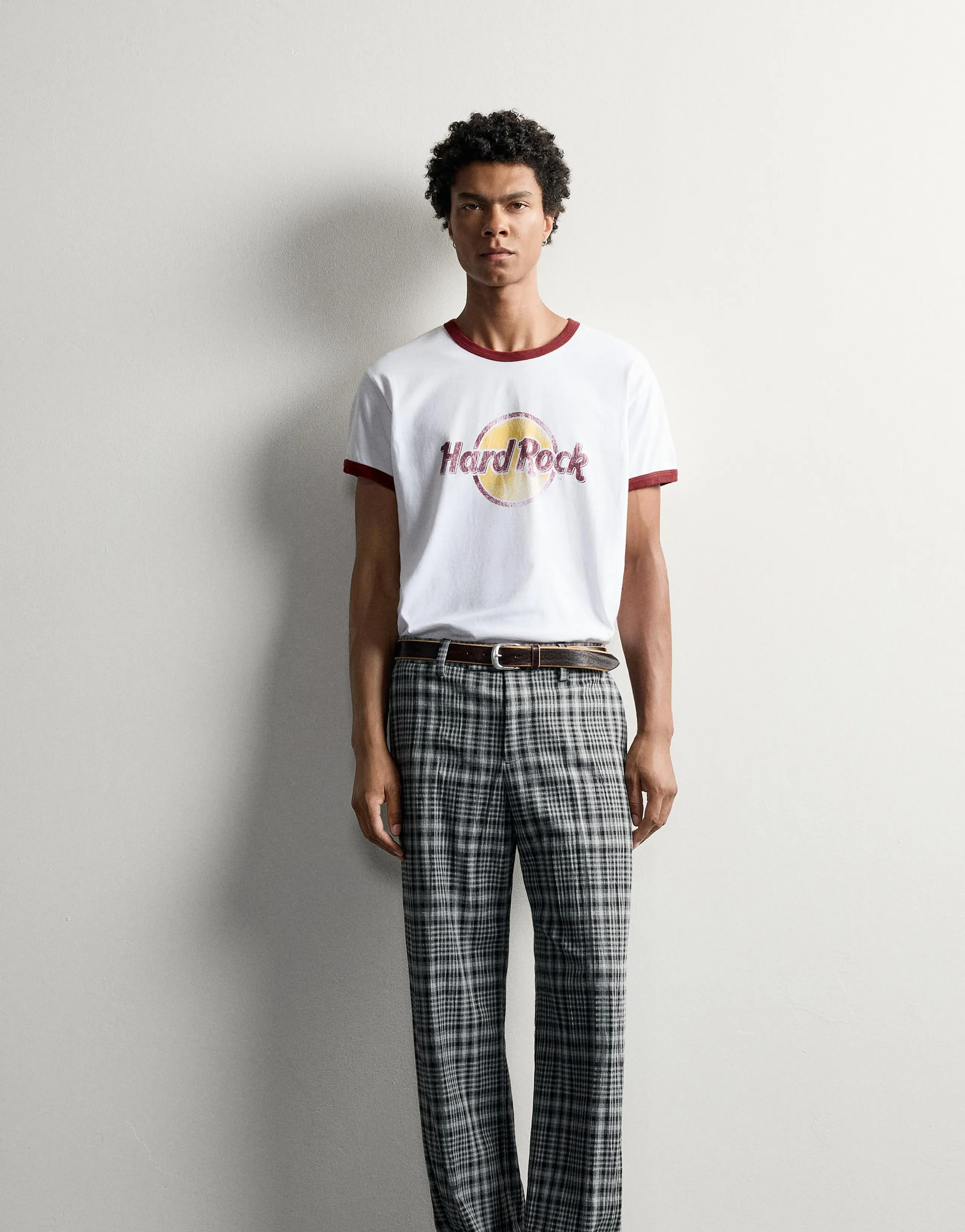 HARD ROCK INTERNATIONAL© CONTRAST T-SHIRT