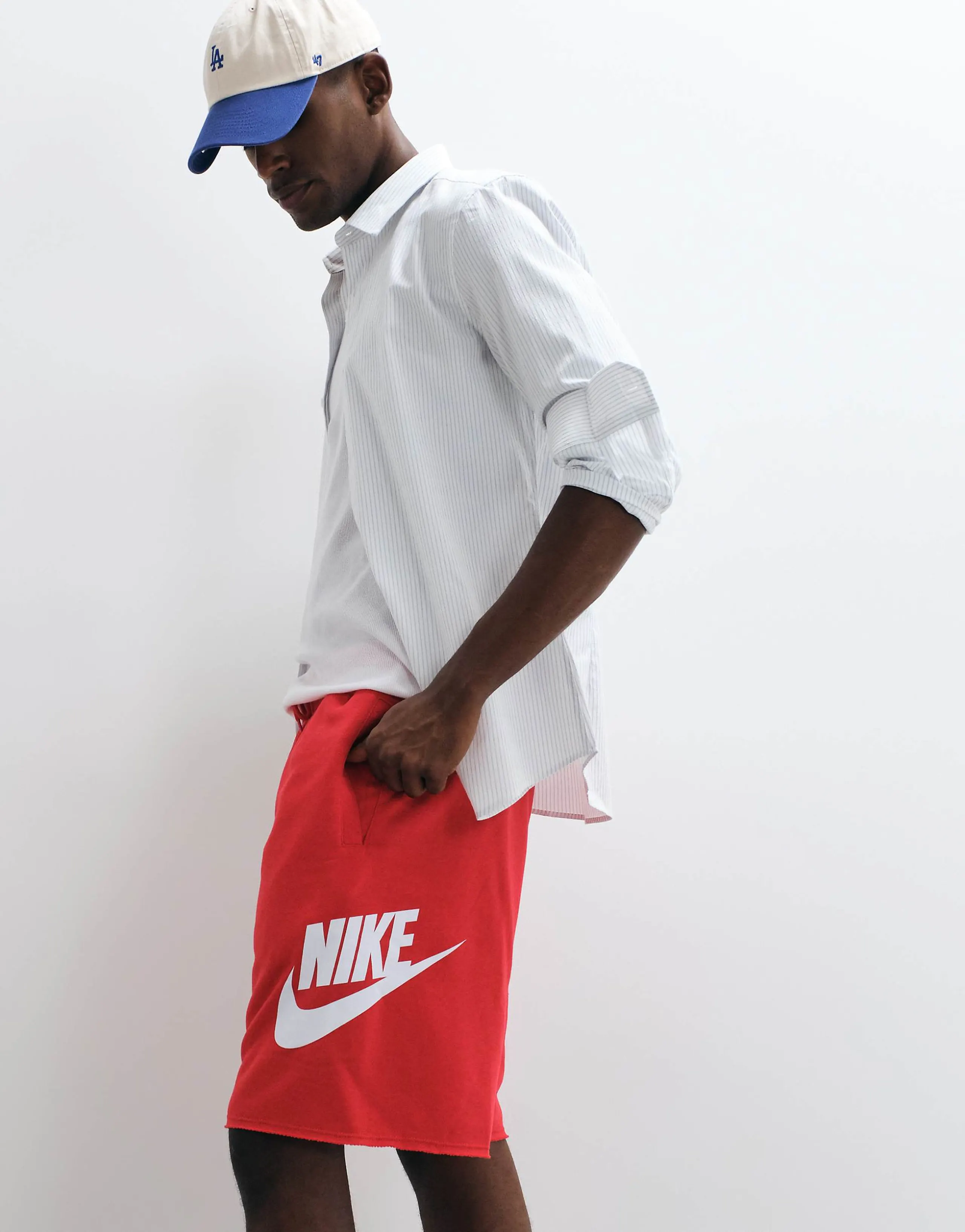 Nike Club shorts in red
