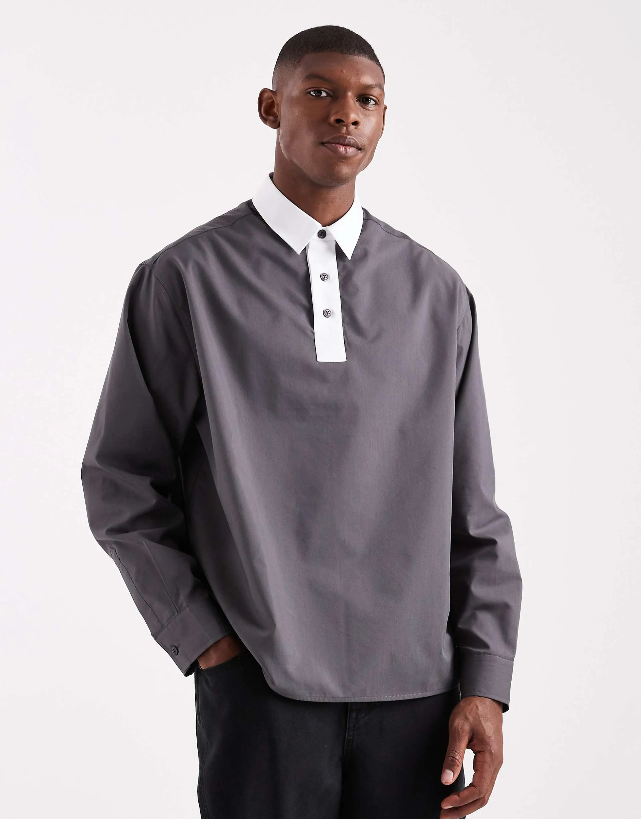 ASOS DESIGN oversized poplin over the head shirt with contrast collar in gray