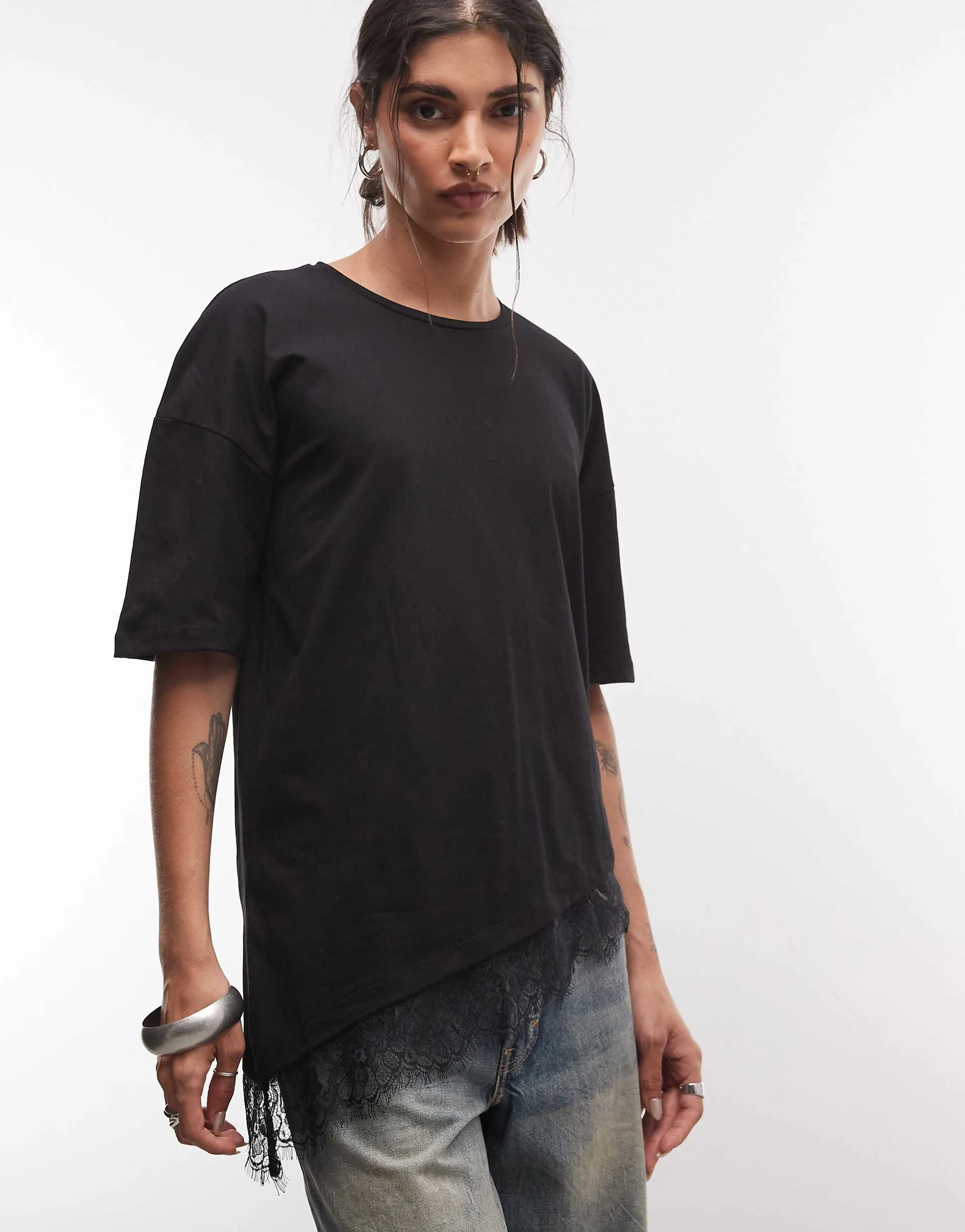 Noisy May asymmetric lace hem T-shirt in black