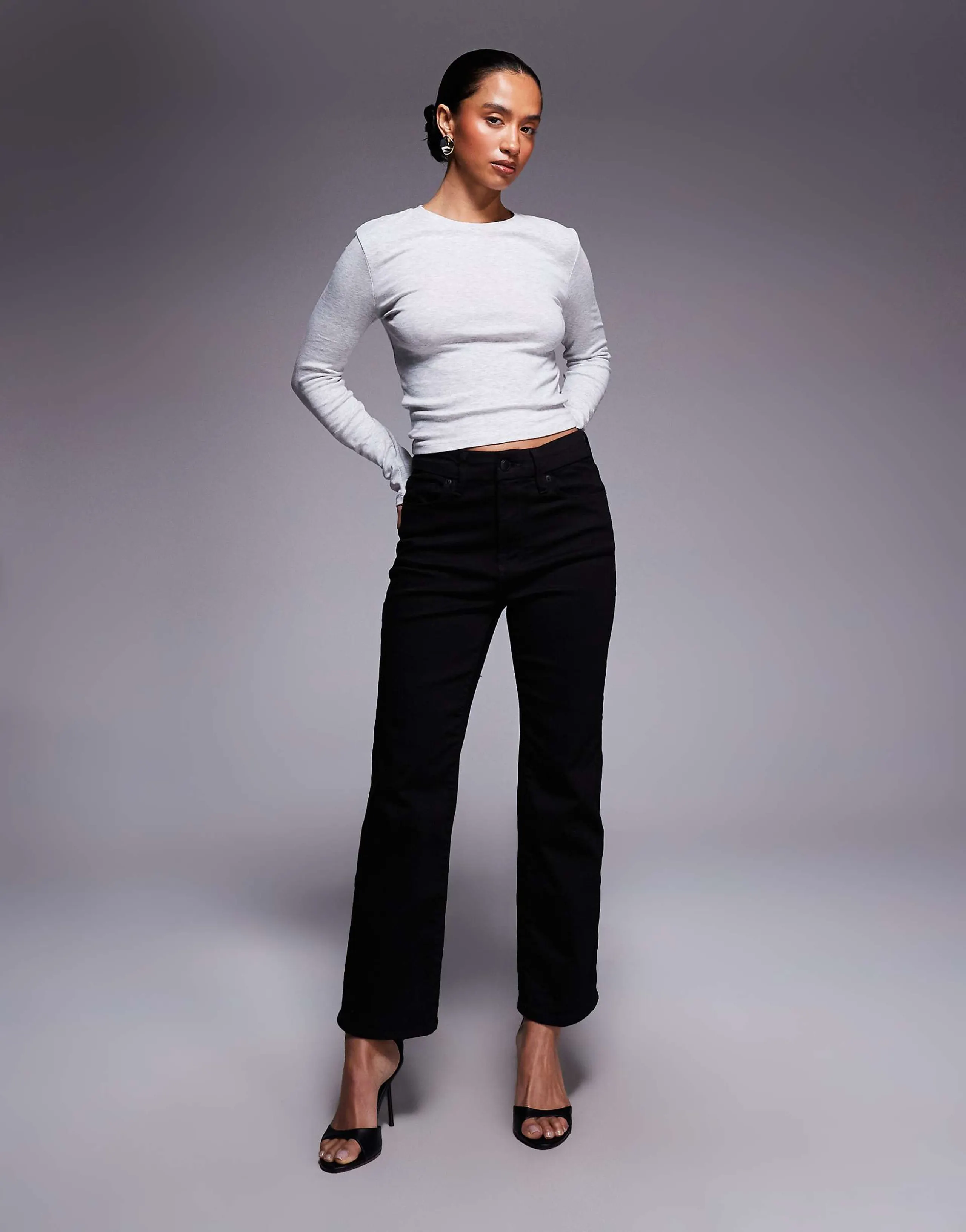 Good American Petite never fades straight leg jeans in black