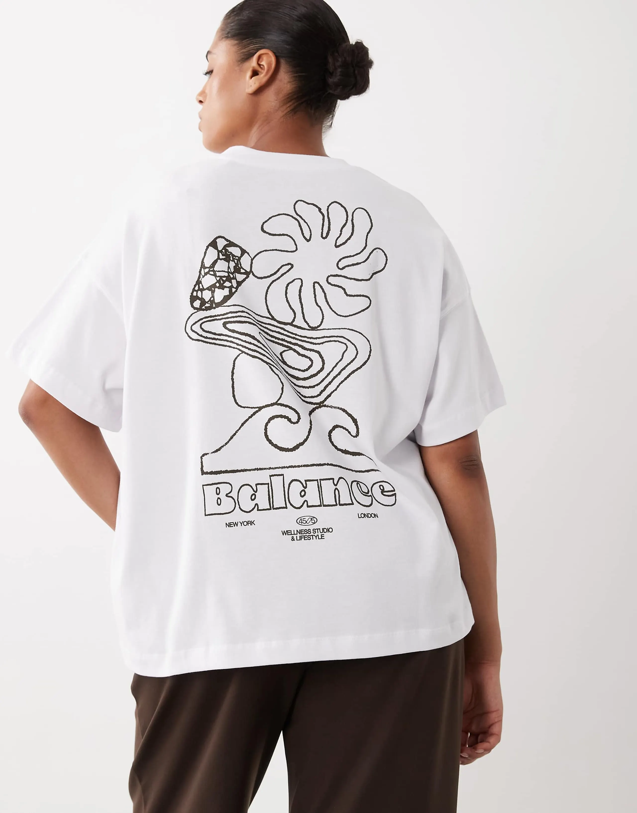 4505 Curve heavyweight cotton oversized t-shirt with studio back print in vintage white