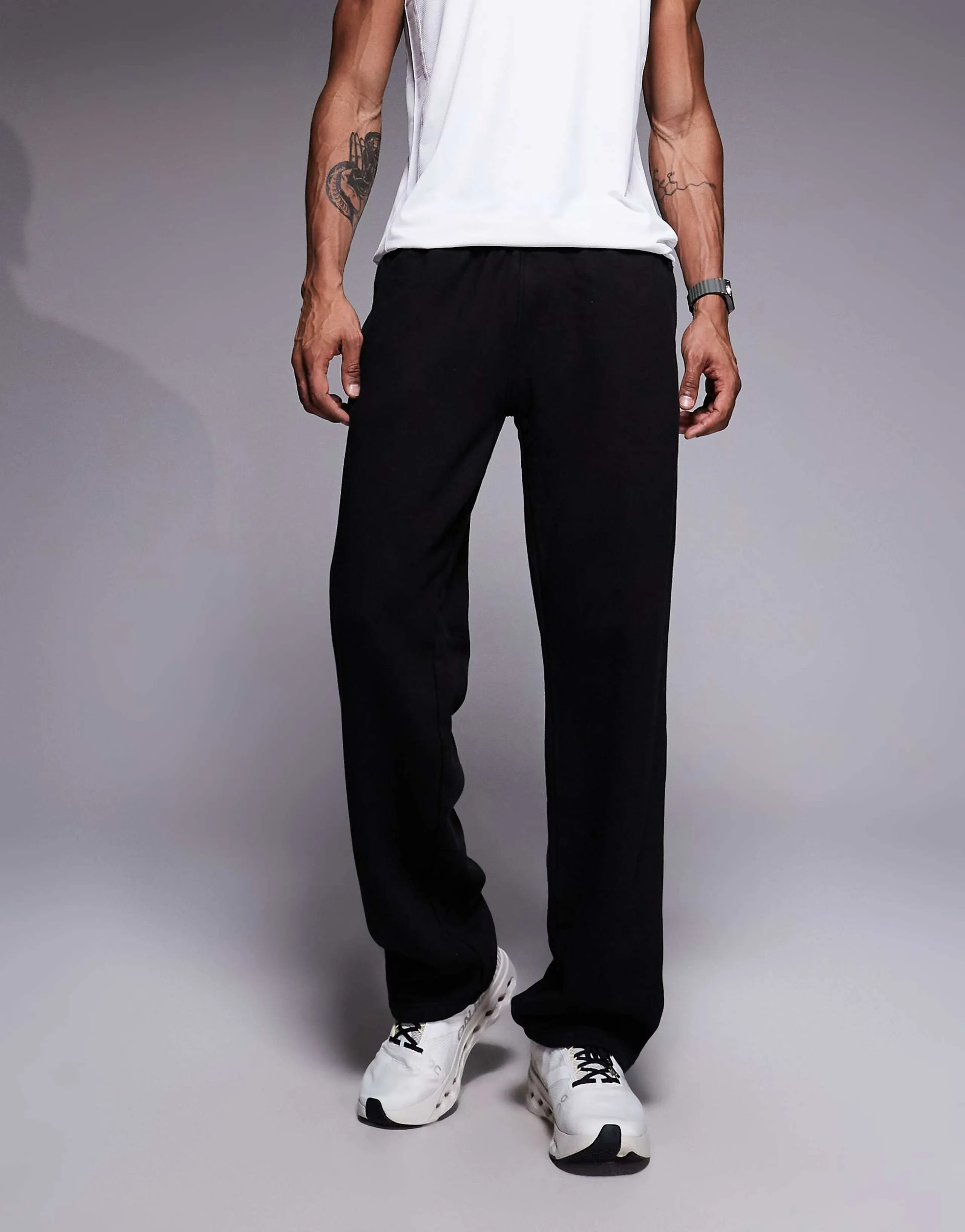 4505 Icon Rest Day heavyweight 440gsm cotton wide leg sweatpants with zip pockets in washed black