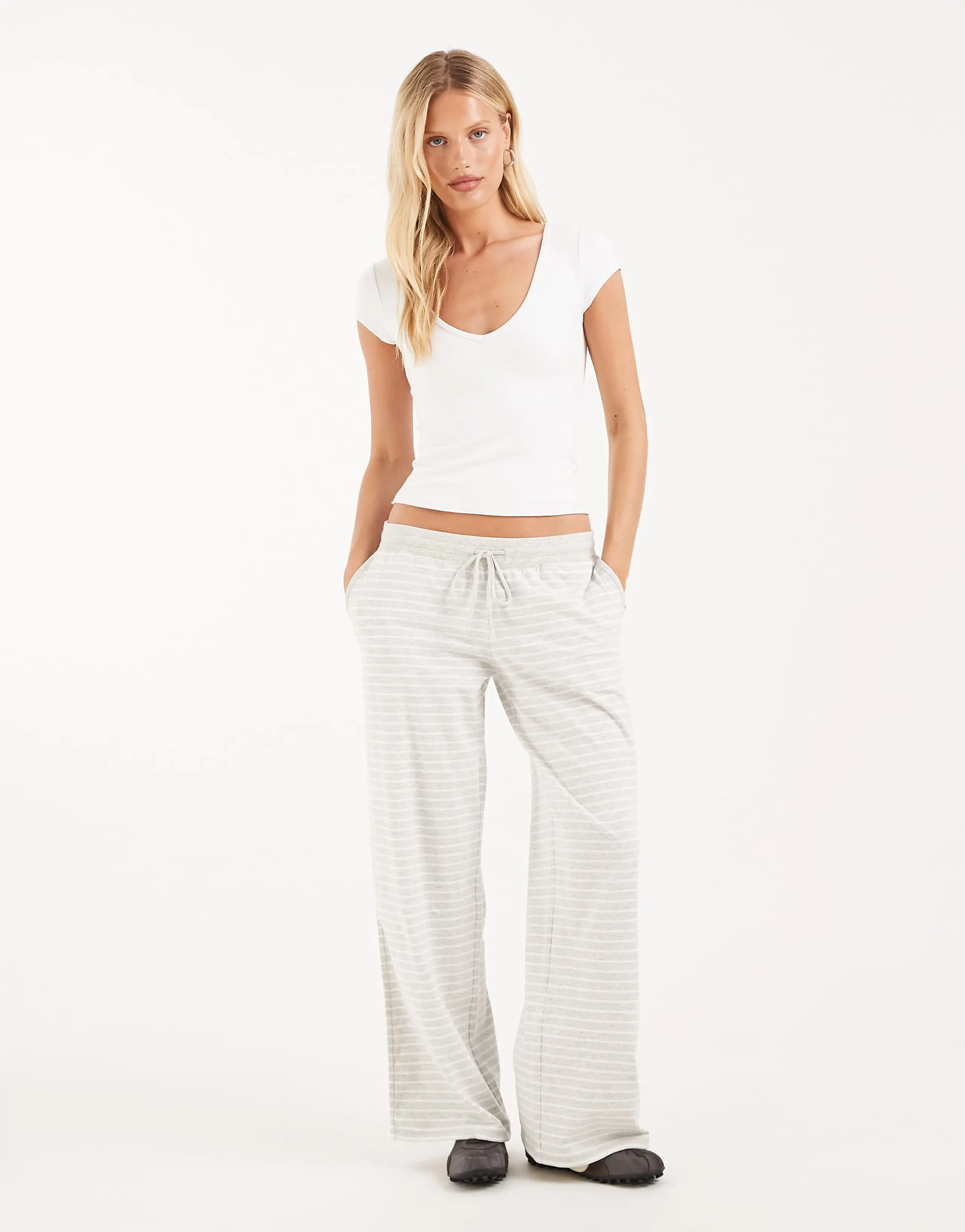 Hollister cozy wide leg pants in gray stripes