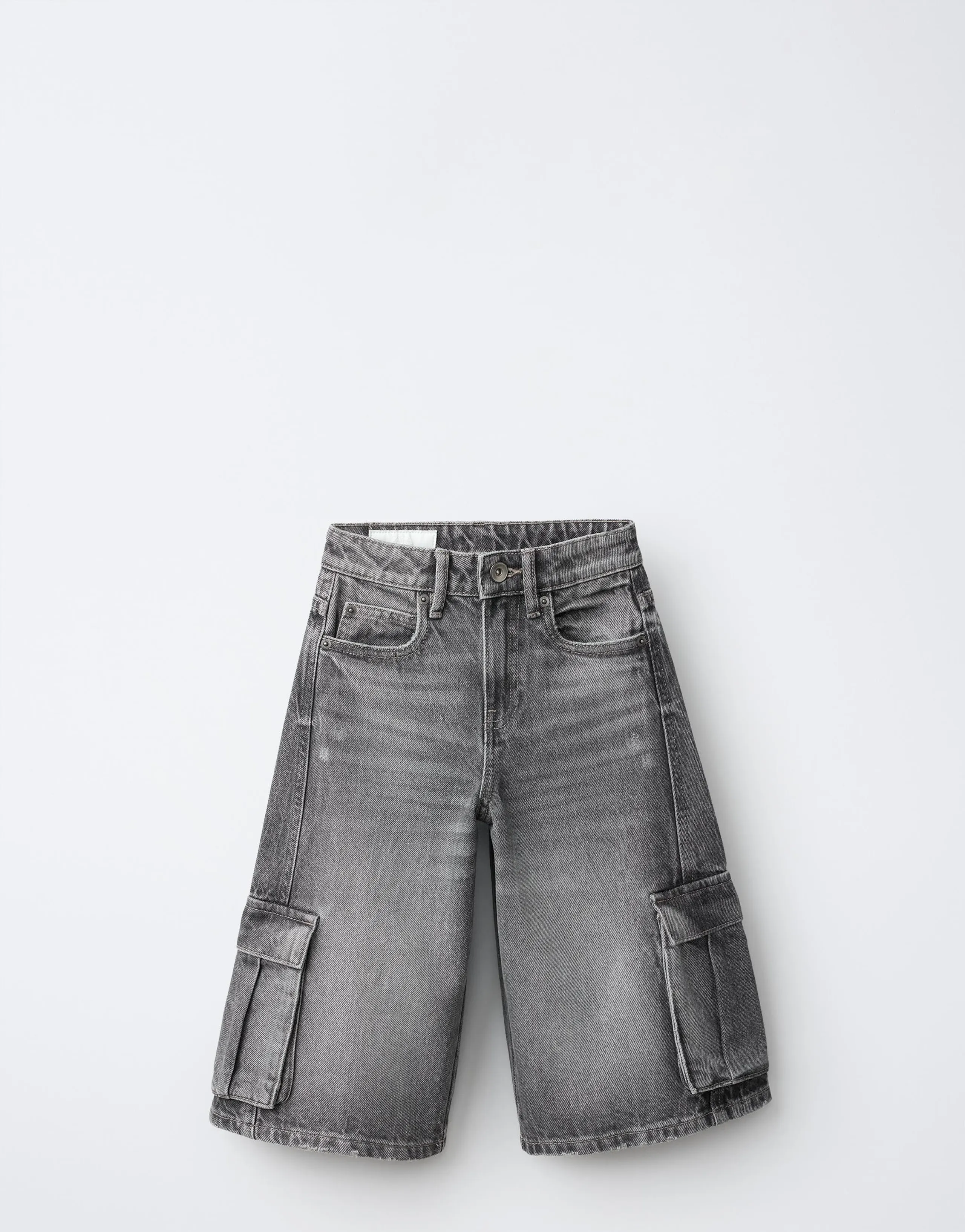 BAGGY CARGO BERMUDA SHORTS