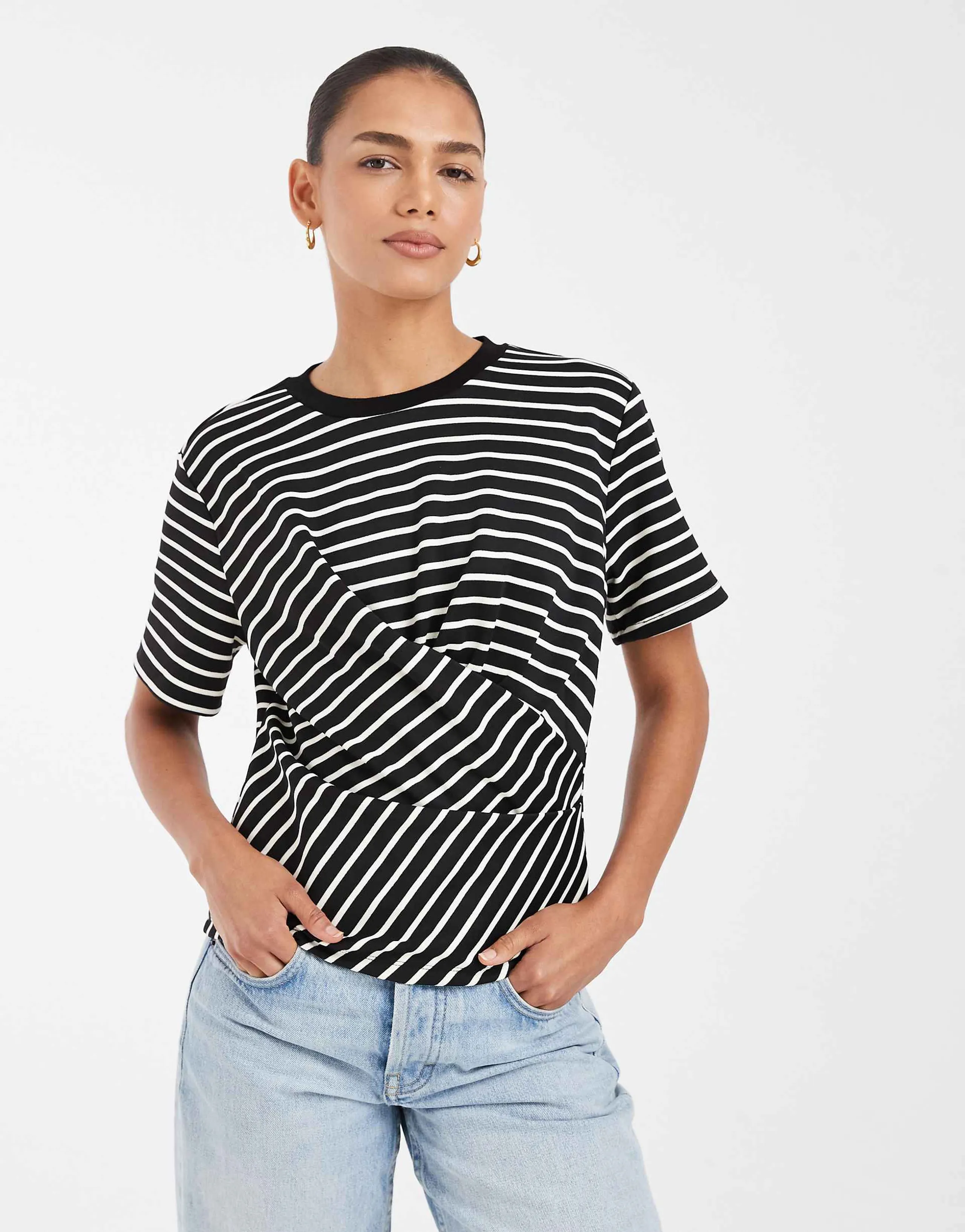 Vero Moda ruched detail T-shirt in cream and black striped print
