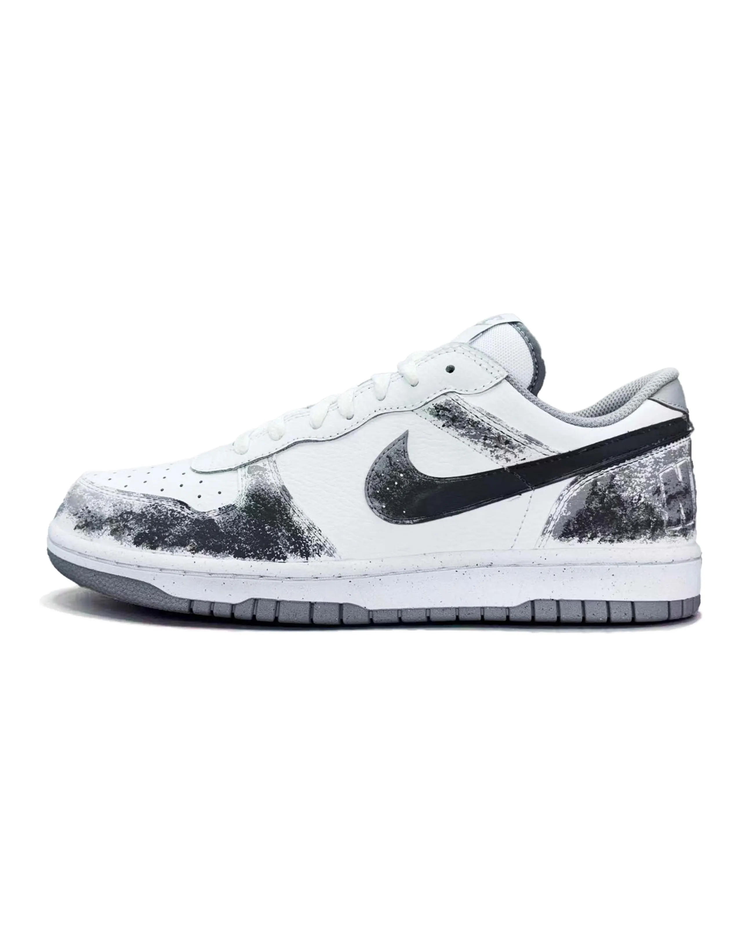 Custom SneakersNike Big "Black Warrior" Leather Street Style Trendy Simple Versatile Wear-Resistant Breathable Low-Top Skate Shoes Unisex Black White