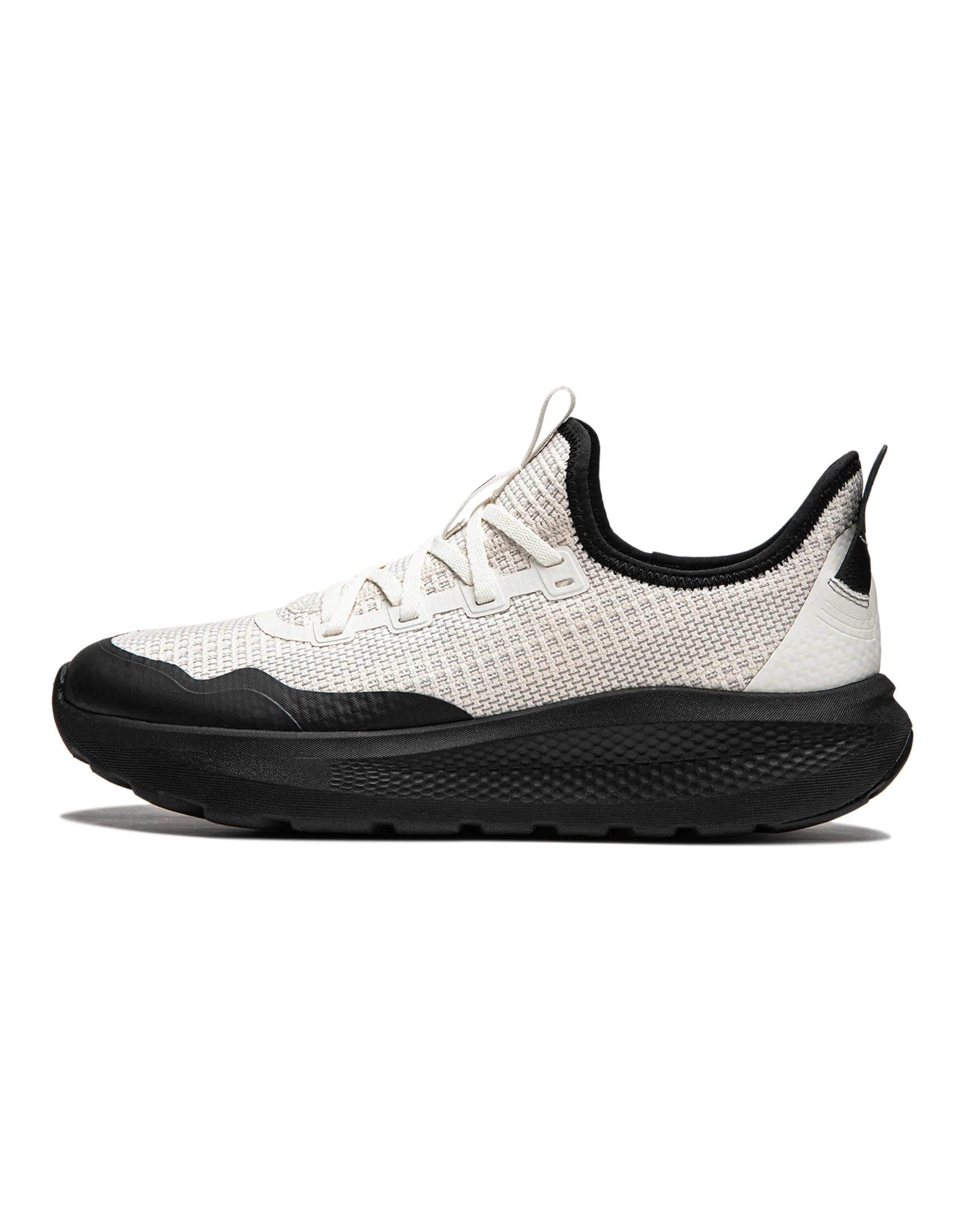 LINING Cloud Ease Slip On Casual Shoes Men Low-Top Ecru Black