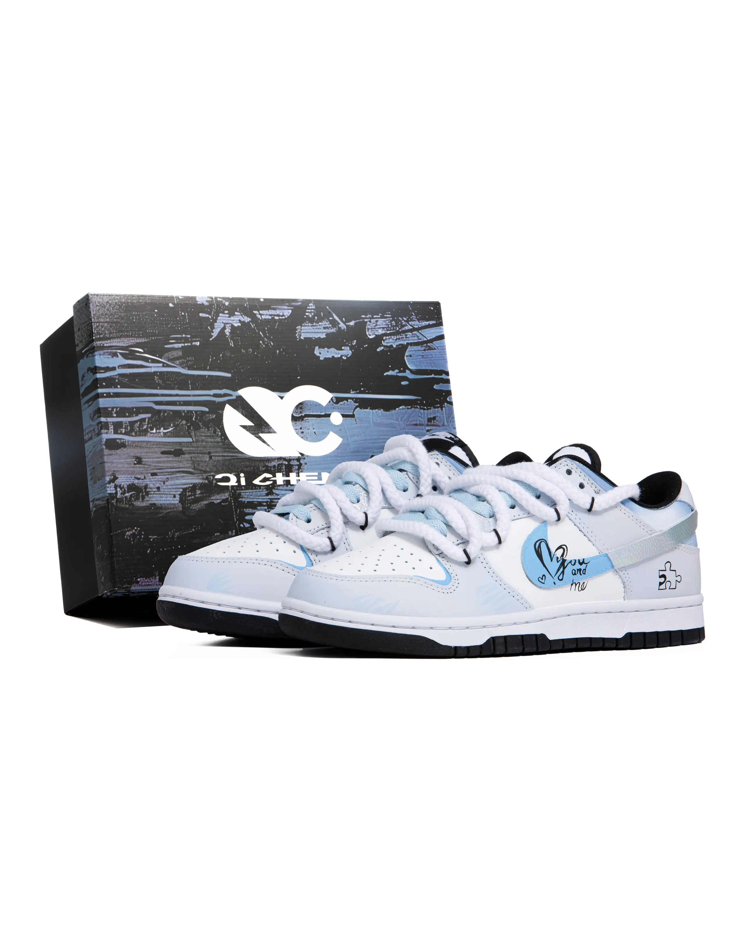 Nike Dunk Heart Fluttering Anti Slip And Wear Resistant Lightweight Low Top Skateboard Shoes Women's White Blue