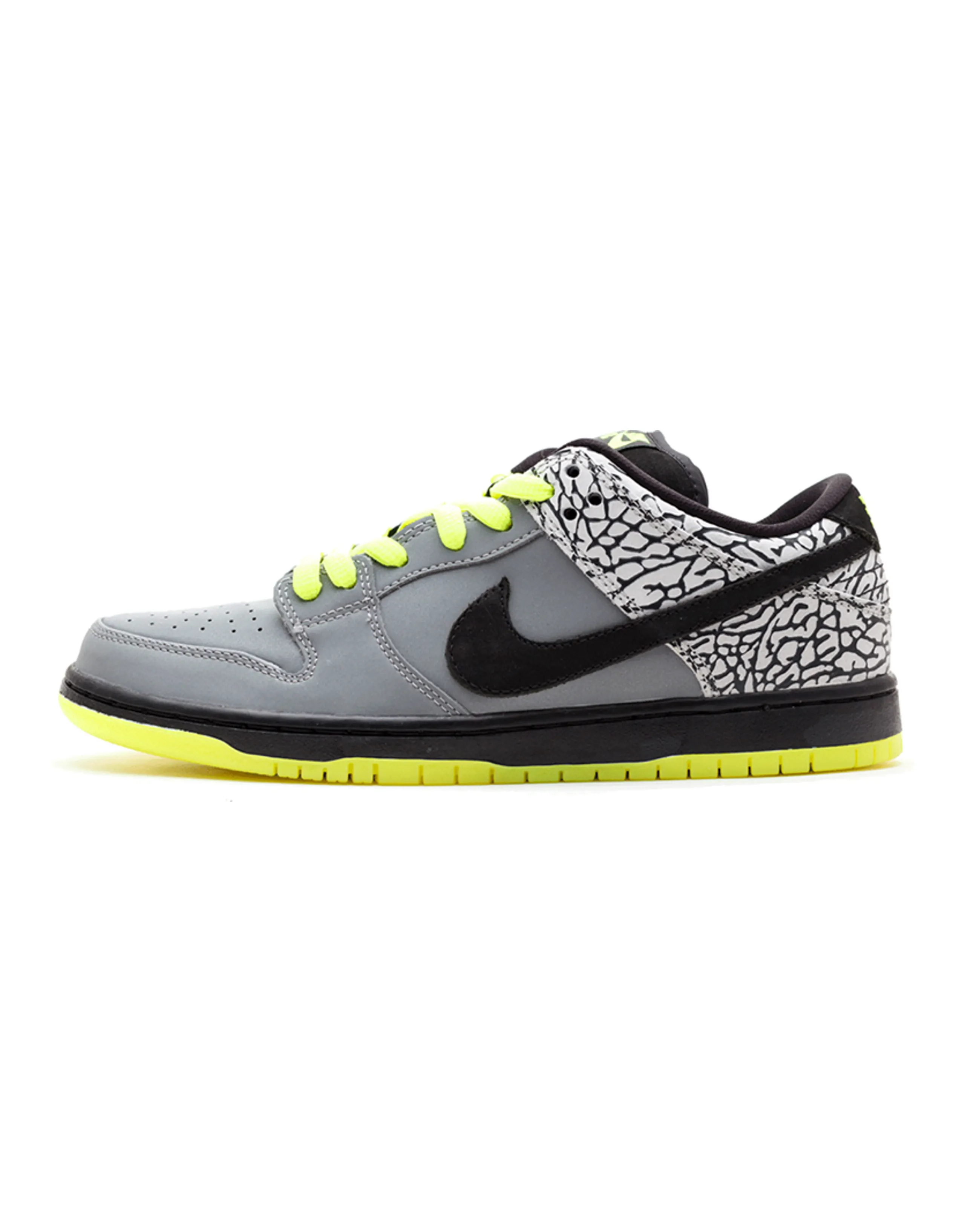 Nike Sb Dunk Low Dj Clark Kent X Primitive 112