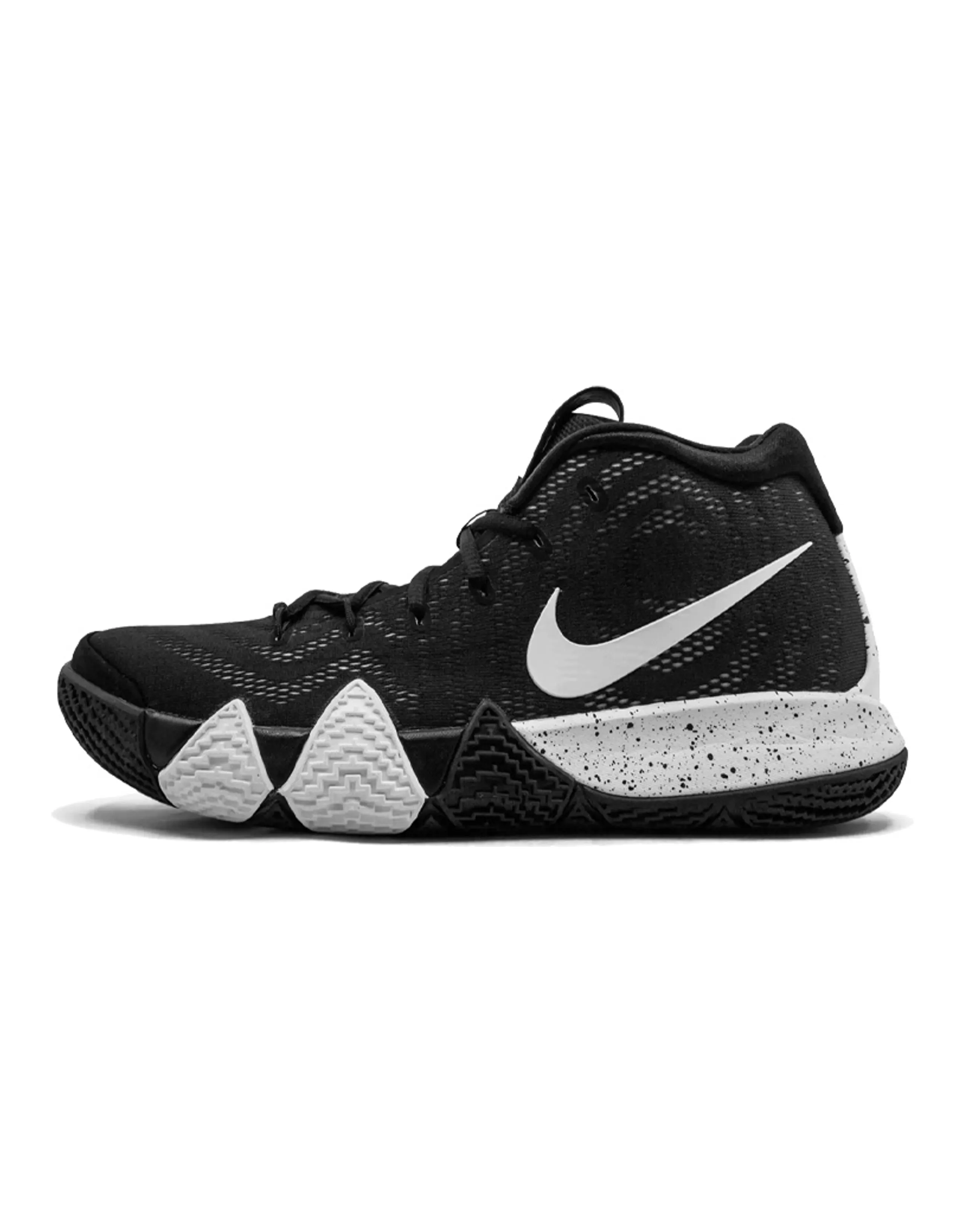 Nike Kyrie 4 Black White