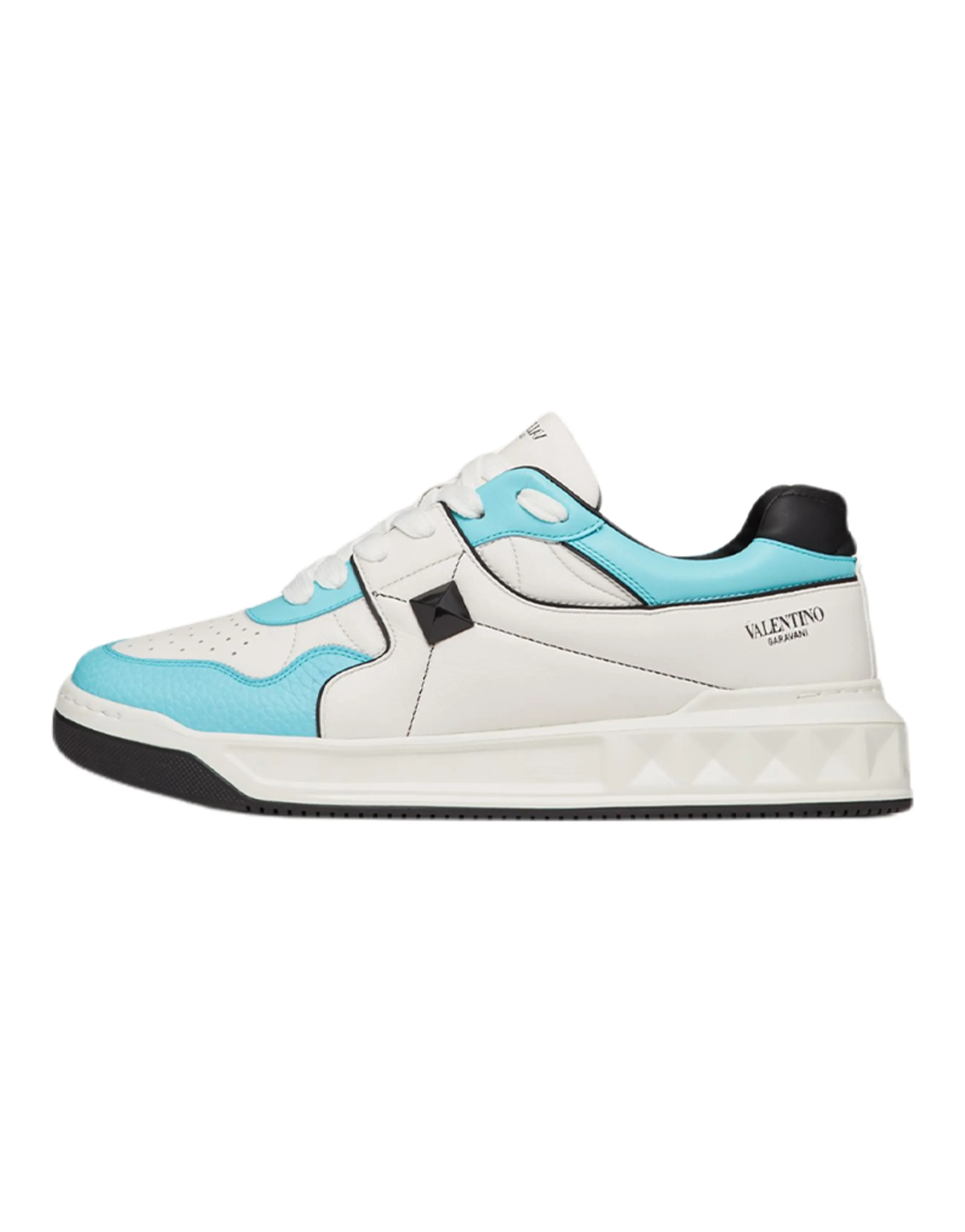 Valentino Garavani One Stud Lace Up Sneakers