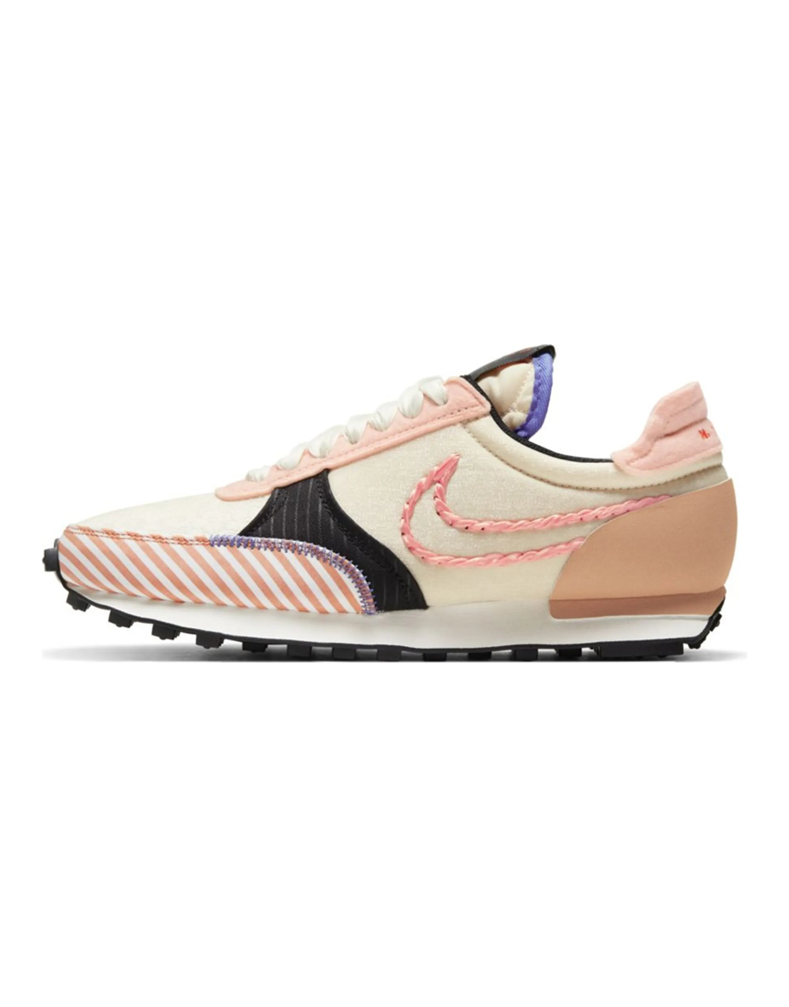 Nike Daybreak Type Crimson Tint Women's