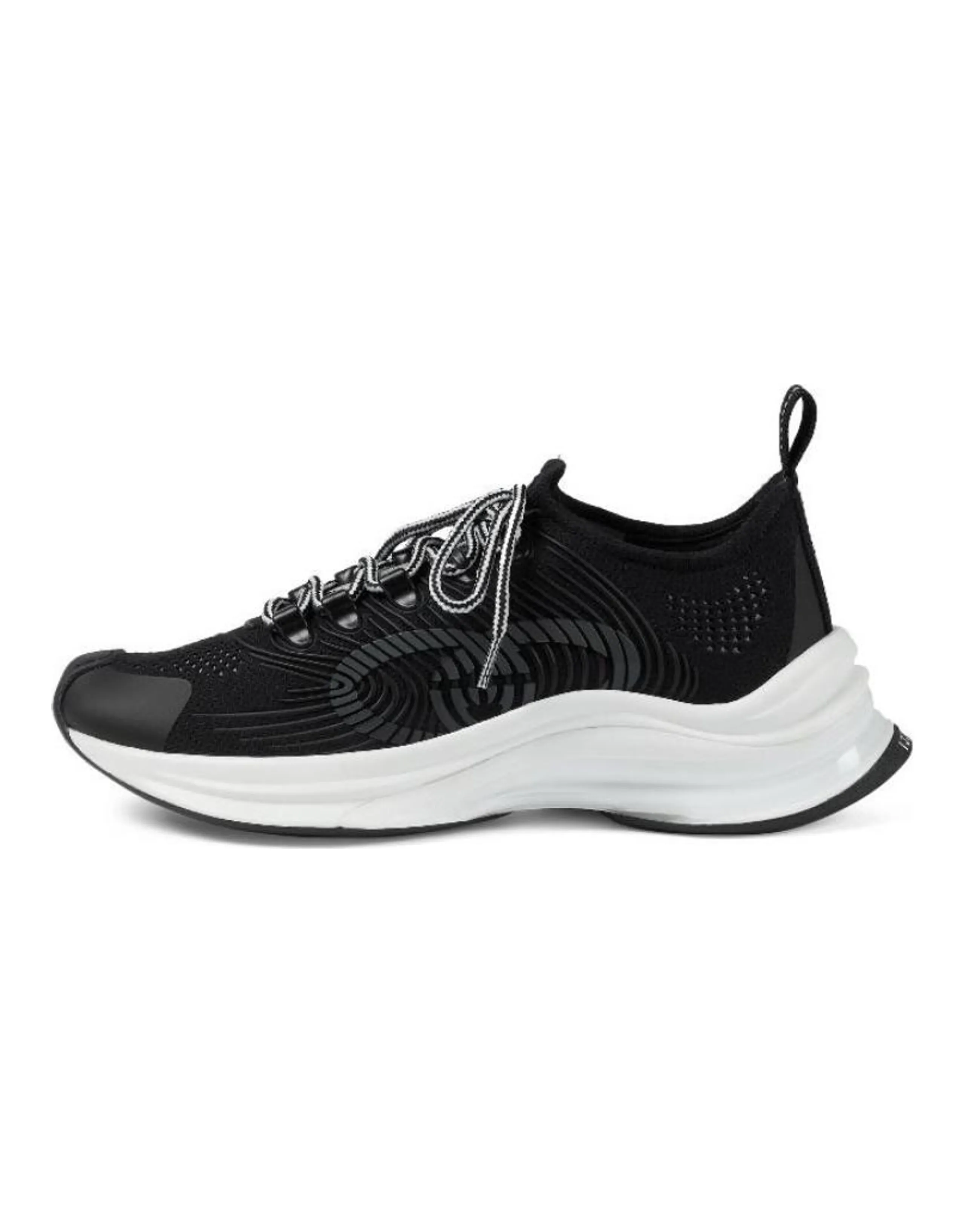 GUCCI Run Lace-up Sneakers