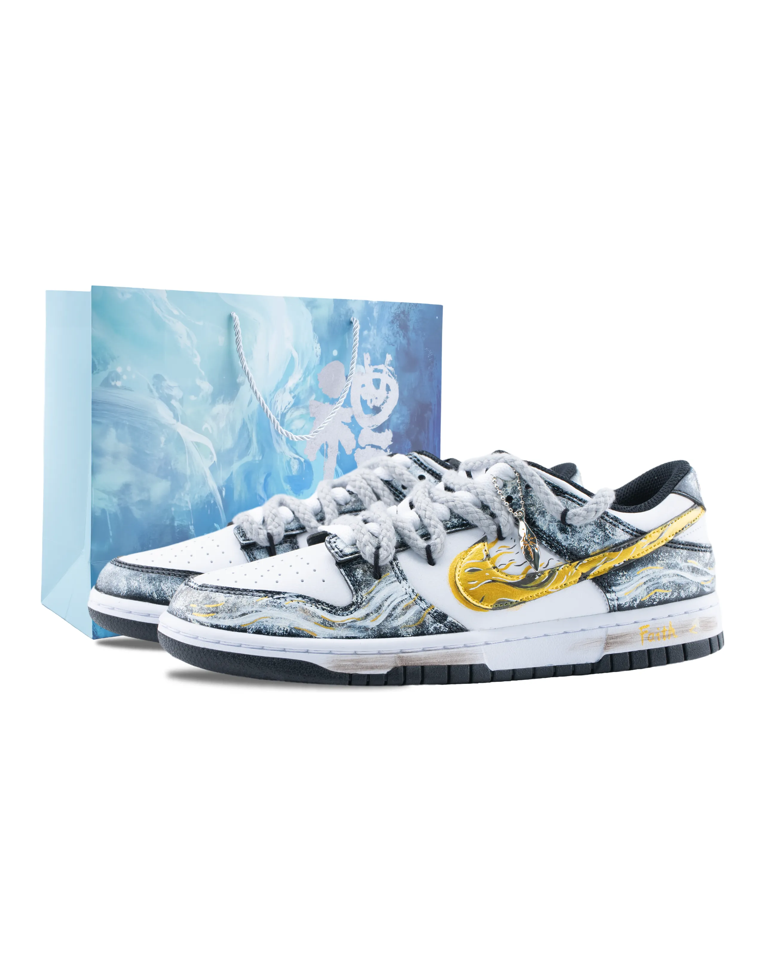 [Custom Sneakers] Nike Dunk Tomb Raider 2.0 Special Gift Bag New Chinese Style Hand-Painted Gradient Splash Ink Premium Simple Comfortable Versatile Wear-Resistant Low-Top Sneakers Unisex Grey White