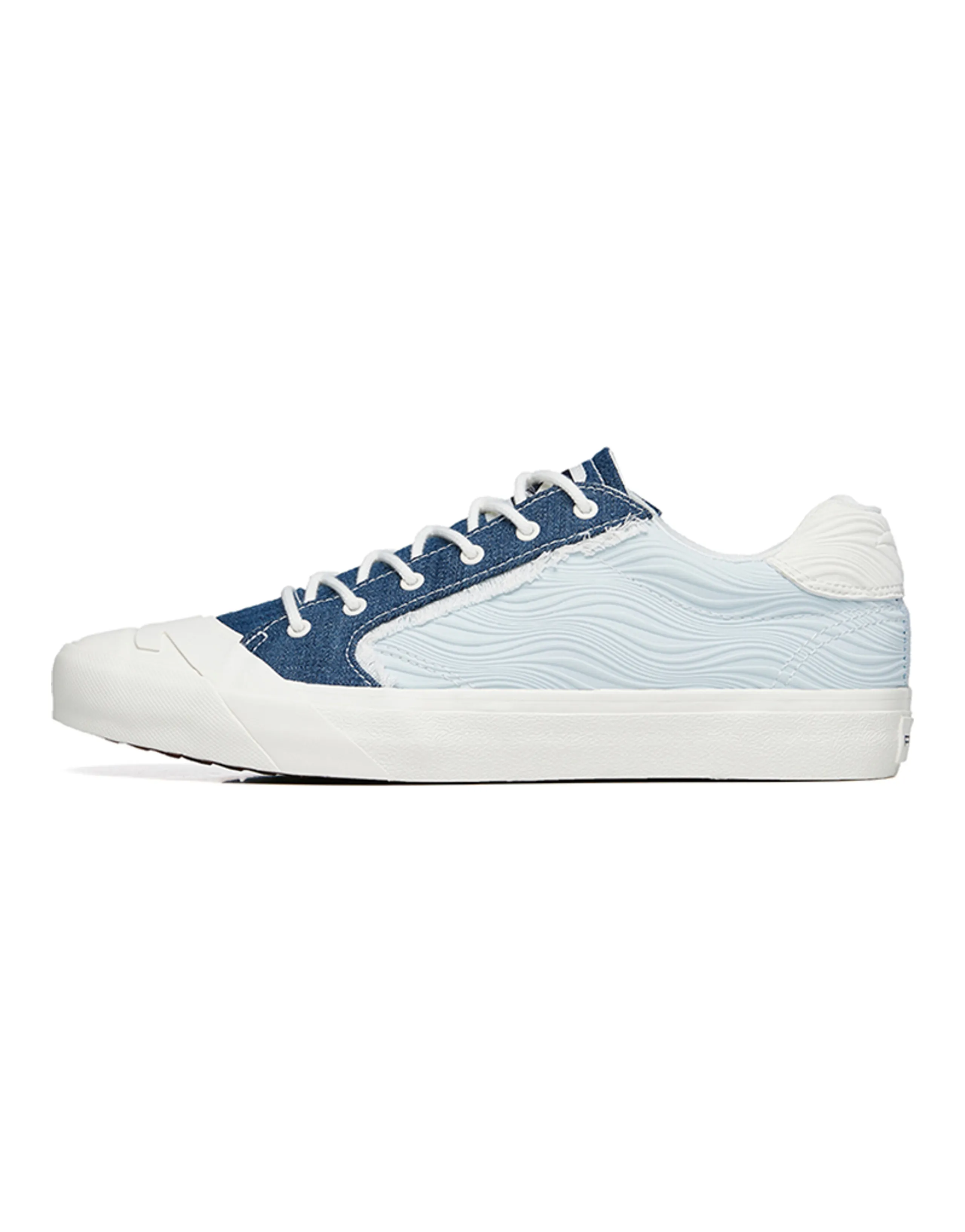 ANTA Canvas Shoes Men Low-Top Ivory White/Matte Blue