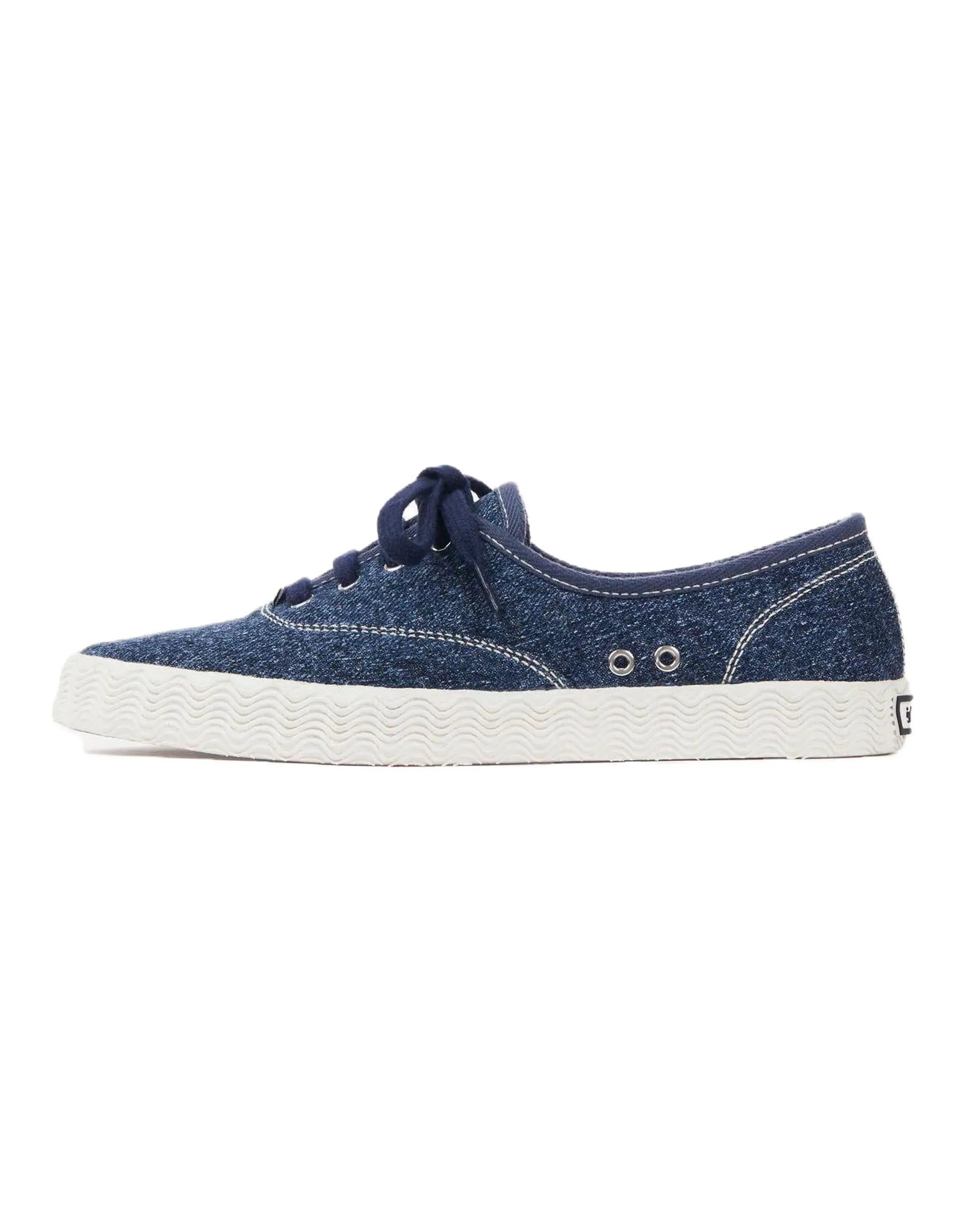 Chloe Comfortable Simple Low-Top Sneakers Women's Blue