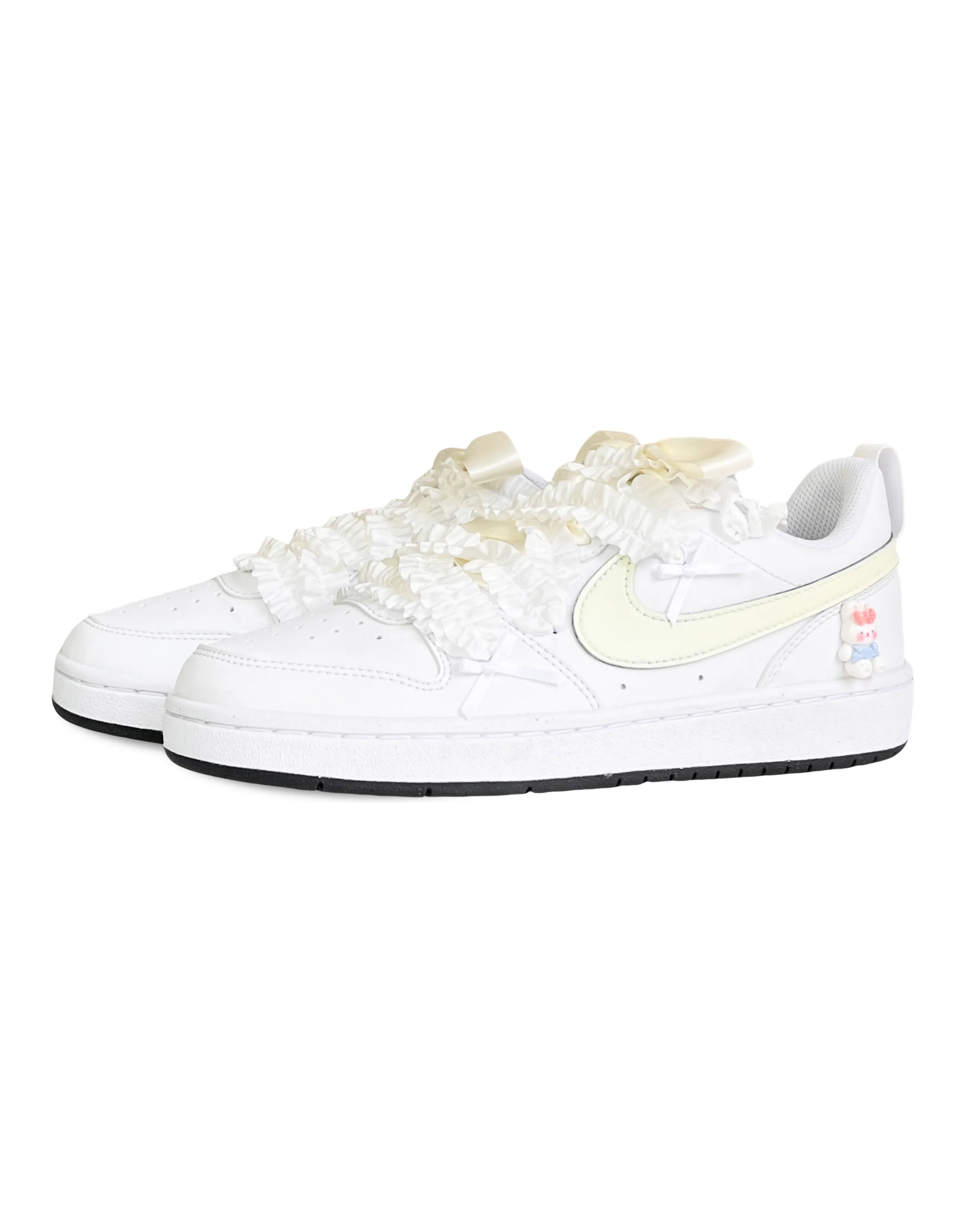 Nike Court Borough Low Diary Of A Bunny Low Top Skateboard Shoes GS White Yellow