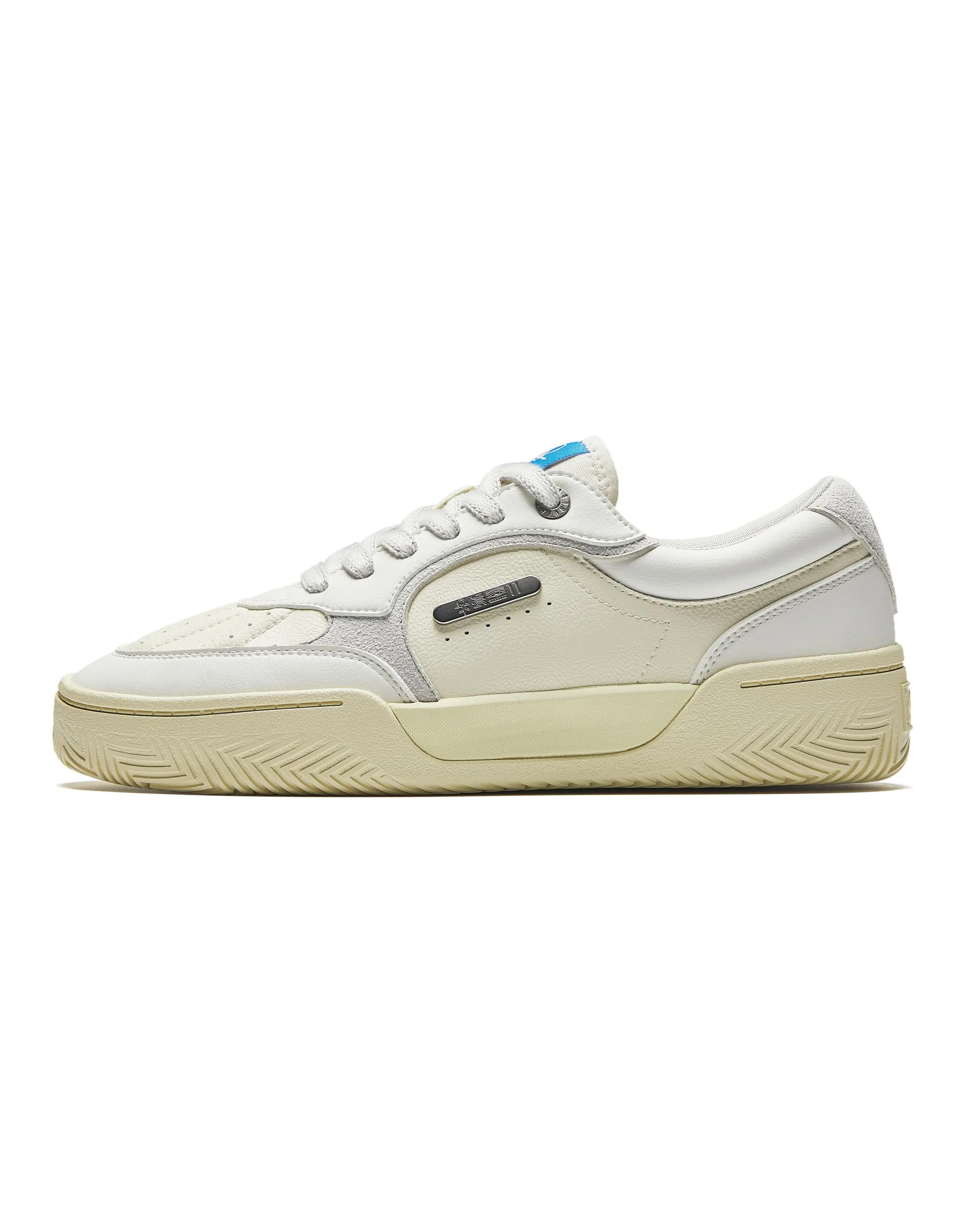 Anta Kyrie Hélà TRIBE Kyrie Stride Shoes Comfortable Versatile Cushioning Wear-Resistant Low-Top Skate Shoes Unisex White