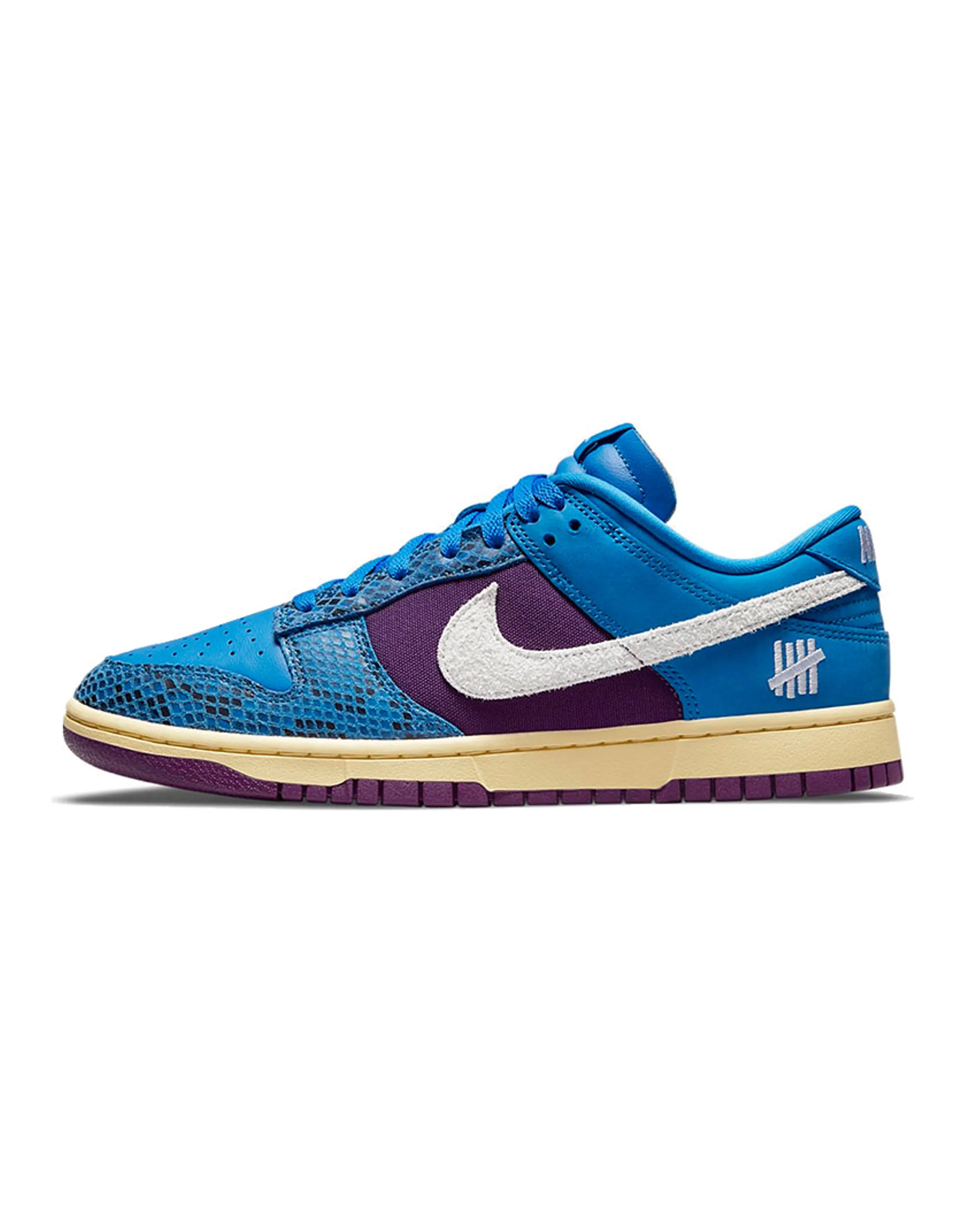 Nike Dunk Low Undefeated 5 On It Dunk Vs. AF1