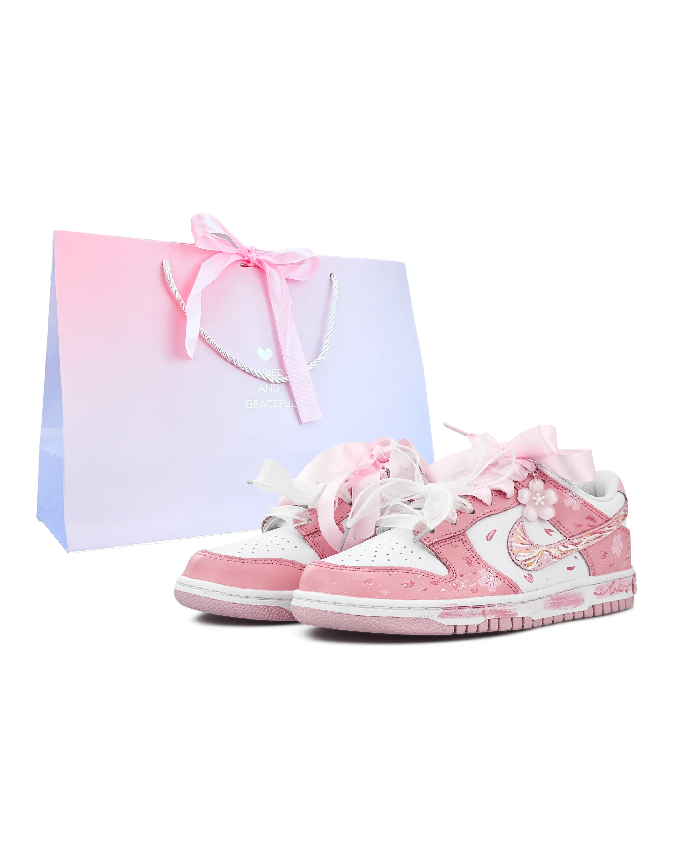 [Custom Sneakers] Nike Dunk 'Strawberry Hug' Gift Bag Version Lace Lace-Up Delicate Romantic Low-Top Skate Shoes Women's Pink