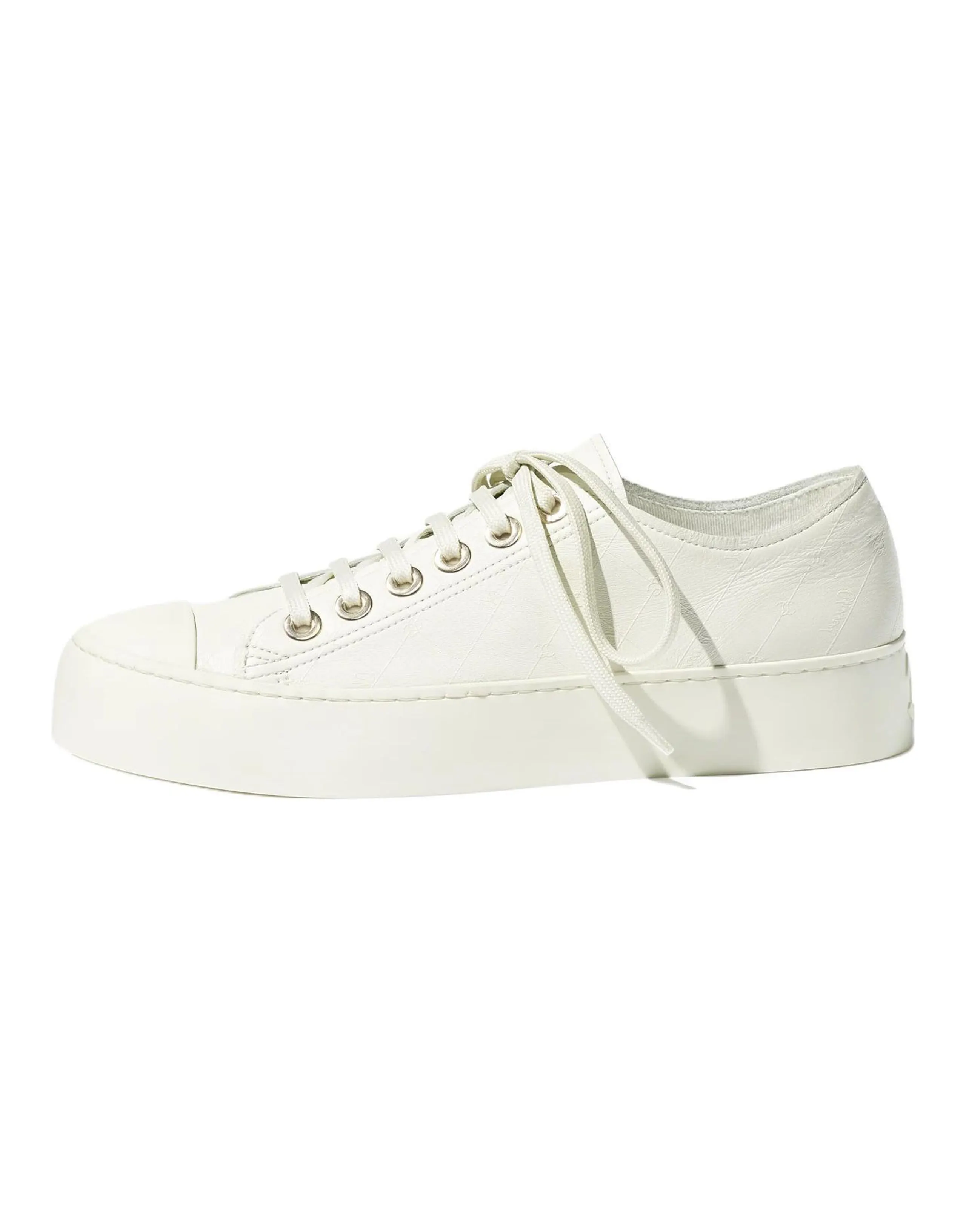 CHANEL 25P Lambskin Round Toe Thick-Sole Low-Top Sneakers Women's White