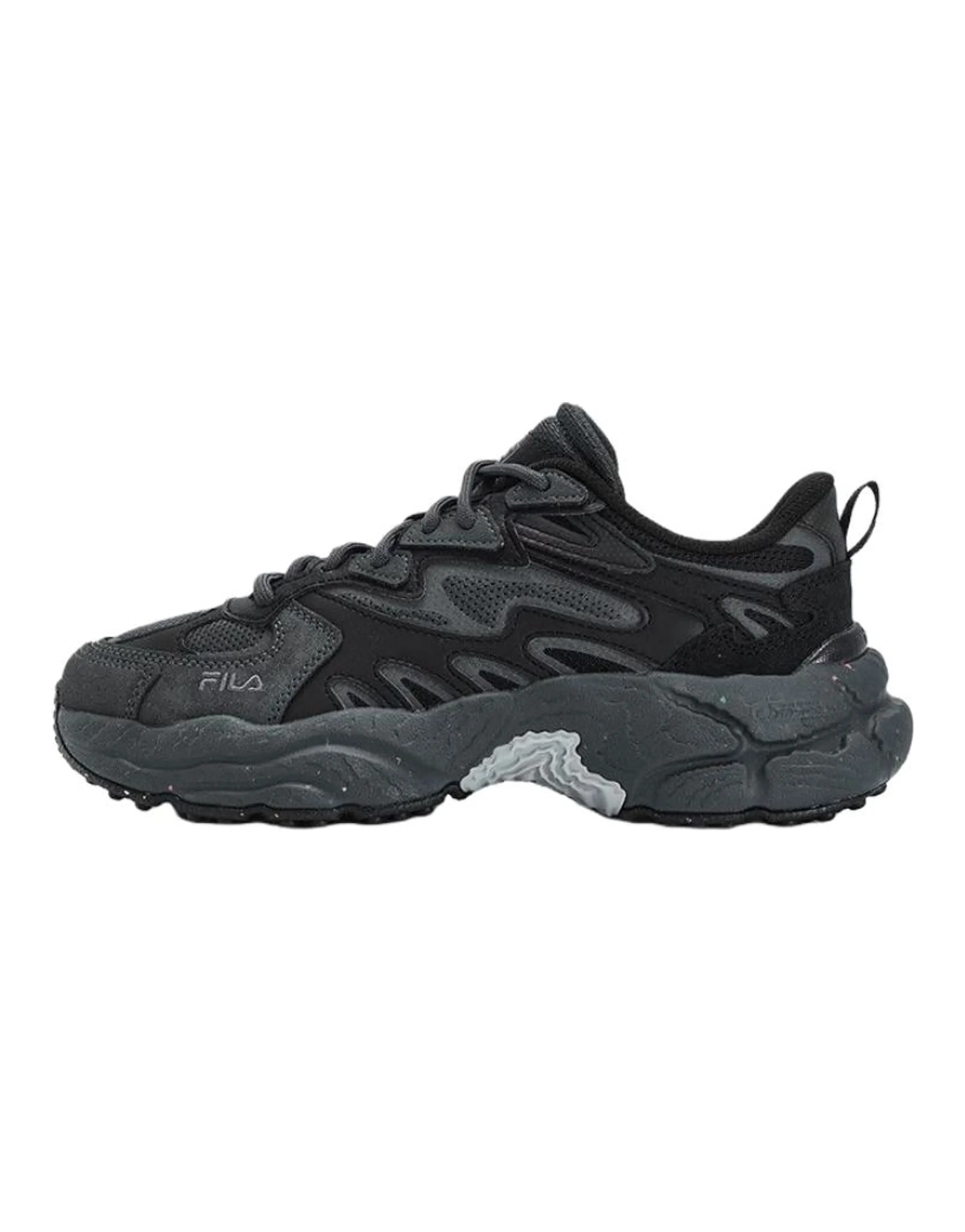 FILA Fern Abrasion Resistant Low top Chunky Sneakers Women's Black