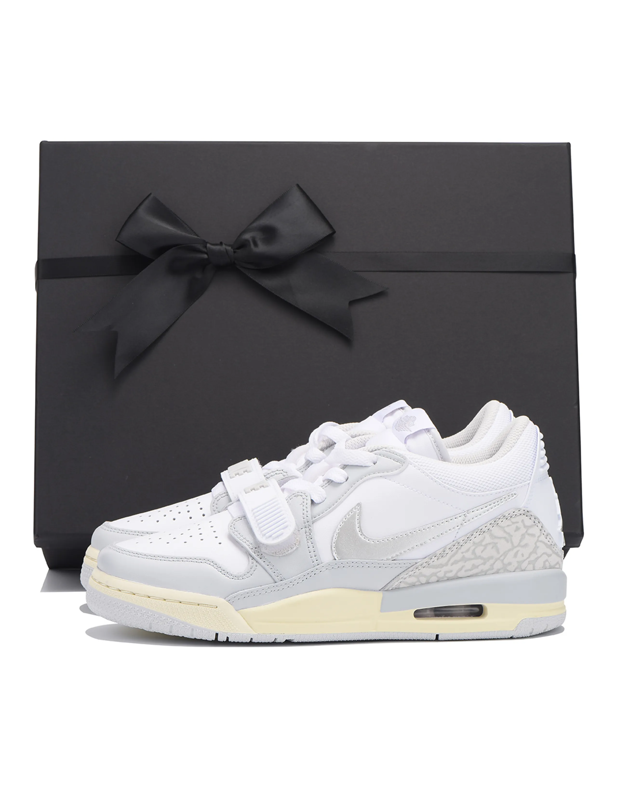 JORDAN Legacy 312 Vintage Basketball Shoes Women's Low-Top White