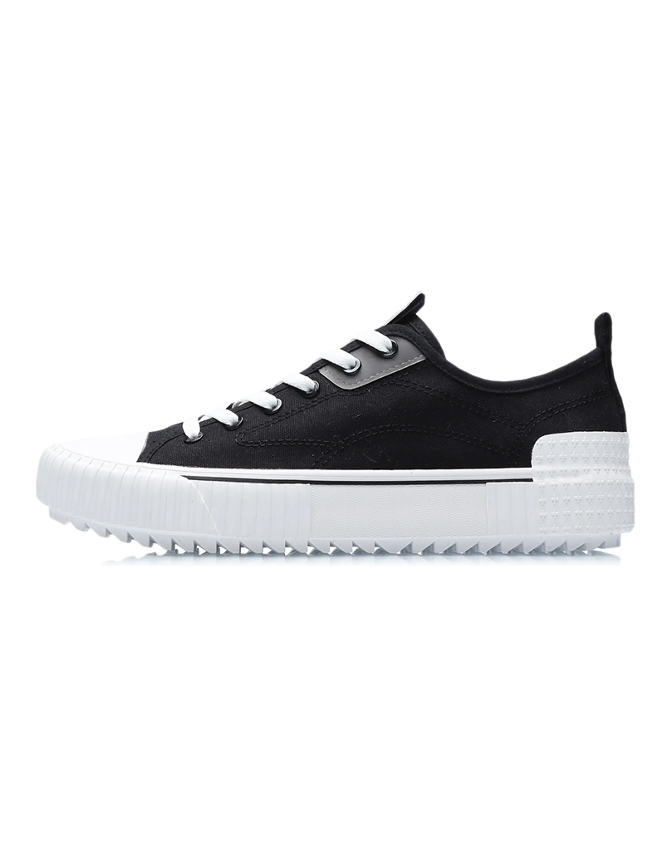 Disney x LiNing Slip-Resistant Cushioning Low-Top Skate Shoes Unisex Black White