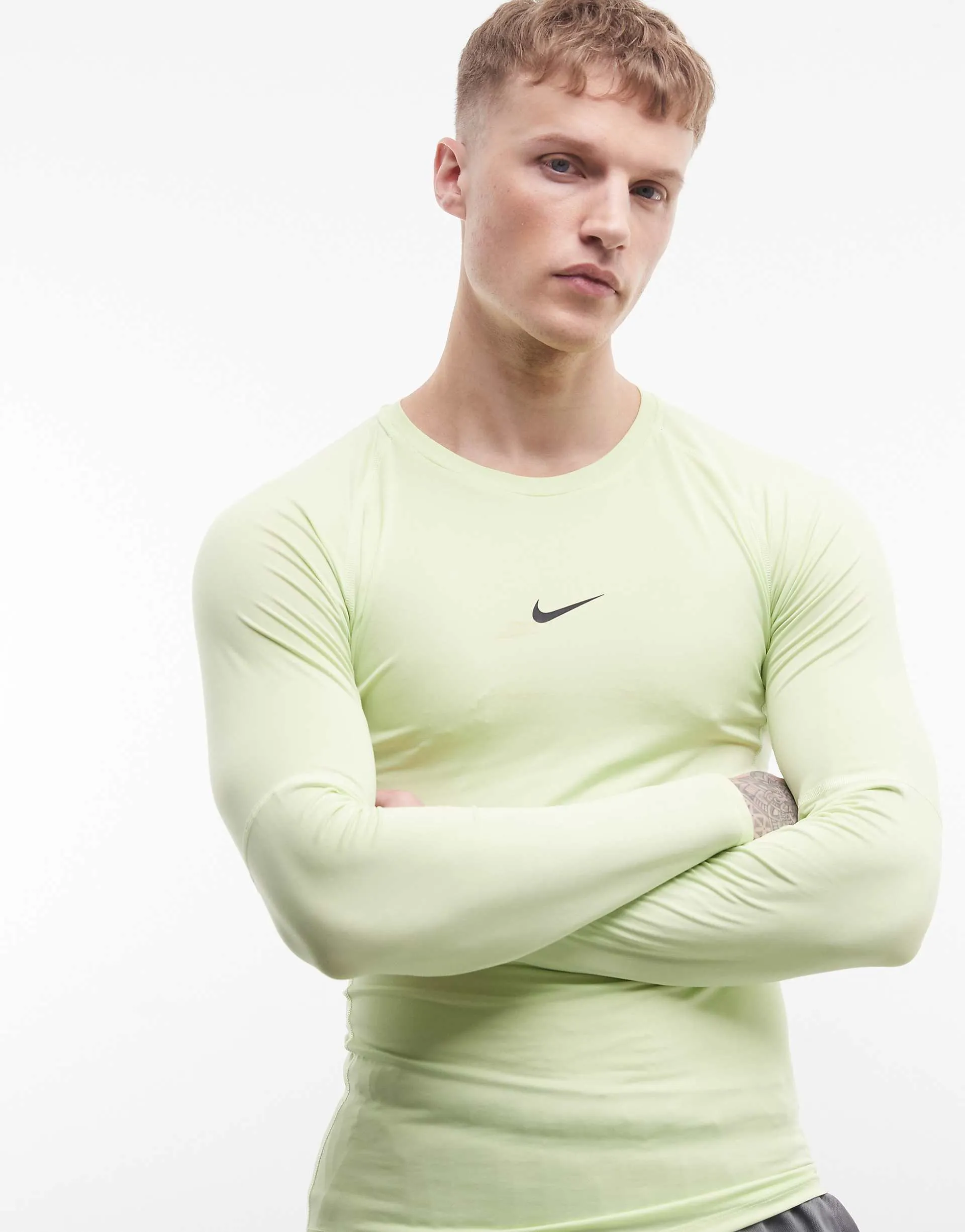 LIGHT GREEN